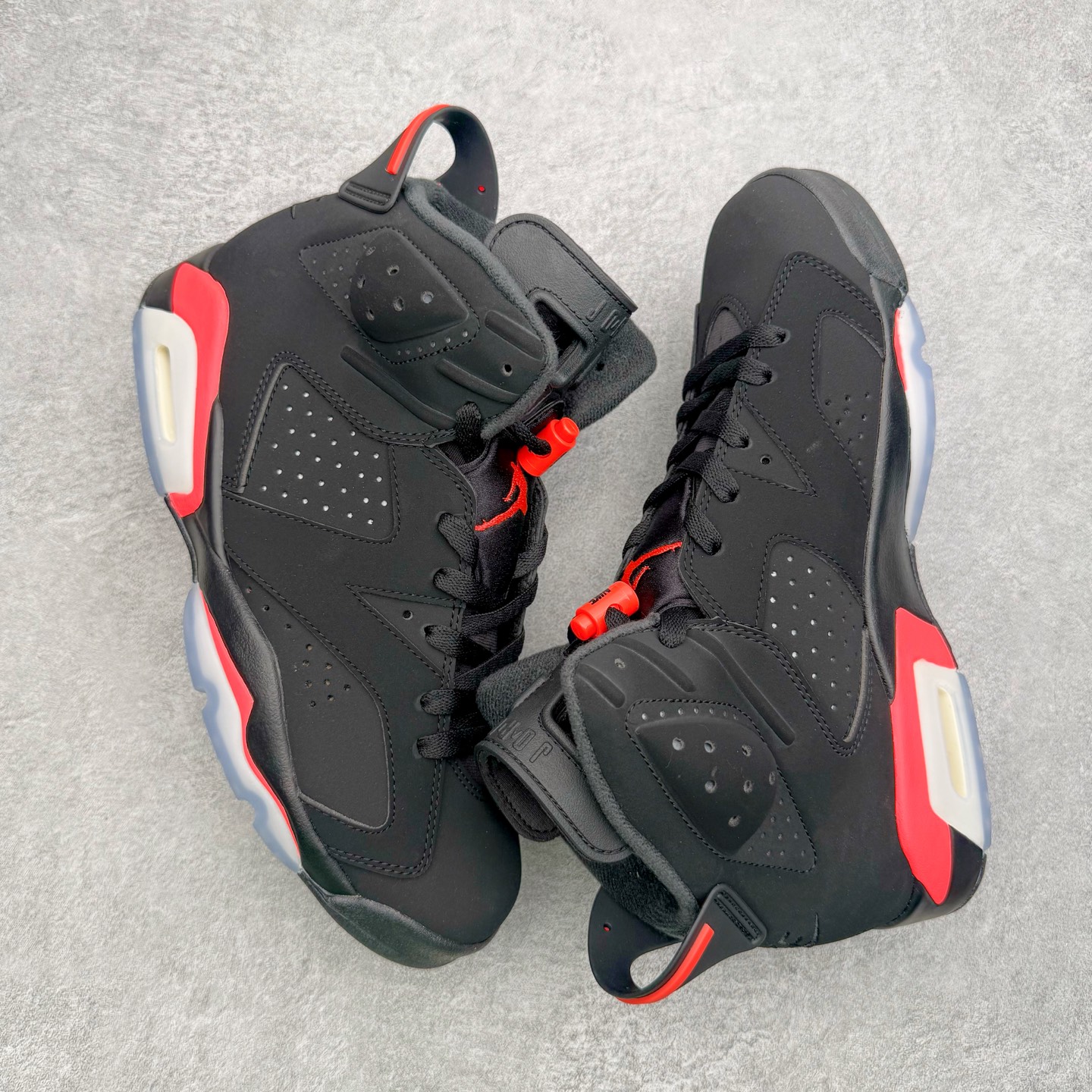 图片[3]-＃LS纯原 Air Jordan AJ6 Retro 黑红 384664-060 原楦原纸板开发 采购原厂皮料 原厂定型 后跟完美效果 到手可放心比对发售原鞋 上脚百分百充当正品驾驭 真正原装公司级完美鞋型 一切细节实拍所见所得 纸板中底、钢印 完美版型 一应俱全外贸专供 发国外寄售可稳妥充正操作 实拍调校N版已经零色差零失真 百分百还原实物色彩所见即所得 不存在货不对板色差等低级问题 选购参考实物拍摄 不混卖不参货 只用心做好货严格选品 承诺混一赔十 尺码：40 40.5 41 42 42.5 43 44 44.5 45 46 47.5 48.5-选品中心