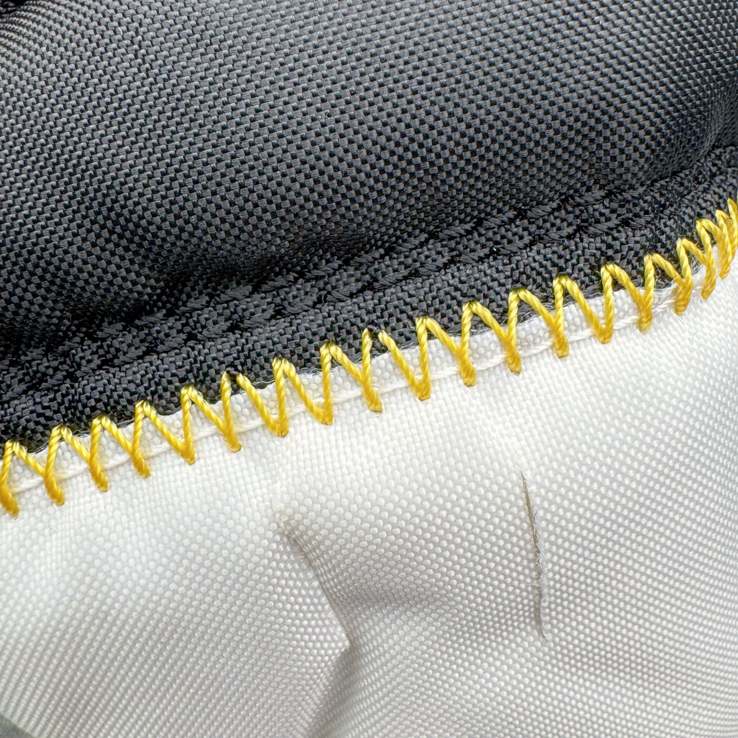 图片[13]-＃LS纯原 Union LA x Fragment Design x Air Jordan AJ1 Low OG SP 藤原浩三方联名四色拼接 TS联名倒钩低帮 蓝红白 DM7866-111 圈内最强倒钩系列 高端零售特供批次 产品品控稳定性领先行业 各方面均可对飙L版 良心定价不杀猪 SZ原厂全套原楦原纸板冲刀磨具开发 原厂皮料加持 原厂港宝加持定型后跟R度完美 同源原厂电绣 鬼脸飞翼针数密度立体效果一致 百分百一致原鞋 原厂拉帮工艺 针距密度一致 后跟弧度收口自然不对折 极致一眼正品既视感 进口玻璃冲刀皮料裁剪零毛边 全鞋电脑针车工艺 品控清洁度最高QC检验标准 免检产品 原厂订购鞋盒、鞋标、防尘纸、鞋撑、鞋带 追求极致的原厂味道 尺码：40 40.5 41 42 42.5 43 44 44.5 45 46 47.5 48.5-选品中心