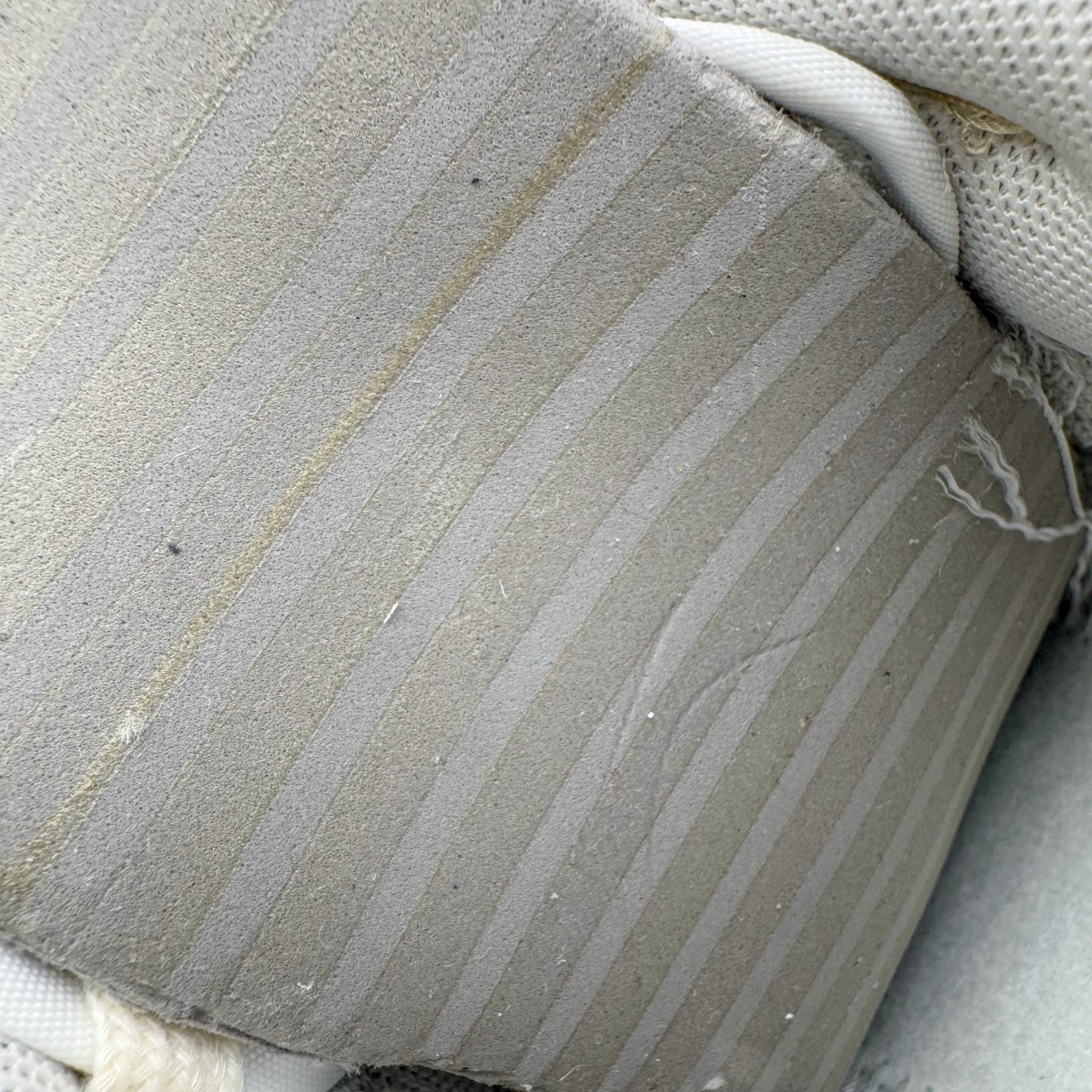 图片[11]-＃YC纯原 NK Dunk Pegasus Pack 马年限定CNY新年款脱缰系列 舒适贴合低帮板鞋 米褐色 IQ1118-220 这次官方选择从中国古代图腾中汲取灵感，以天马作为主设计元素。可以看到鞋身有大量的细腻刺绣，来表达这一主题。包括鞋舌、鞋垫等各处也都填满了特殊细节，彰显 CNY 的特殊规格。甚至鞋带前端也都是为此次专门设计的造型，带来浓郁的生肖氛围。实力大厂出品 新配色陆续开发 利润个位数只为口碑 全套原纸板楦头开发 确保原汁原味 完美呈现DUNK版型 一比一鞋头弧度高度鞋身弧度 此版本只针对中端市场 皮料材质有所更替 其他数据细节工艺流程均保持一致 绝不口嗨 细节品控鞋型随意对比 独家私模官方第六代原厂航空铝磨具打磨大底 鞋头坡度极致还原 无解鞋型 原盒原配 圈内天花板工艺 原厂玻璃冲刀 超高清洁度 全鞋零毛边皮料切割 原厂中底布点胶 中底布拉帮走线遵循公司 尺码：36 36.5 37.5 38 38.5 39 40 40.5 41 42 42.5 43 44 44.5 45 46-选品中心