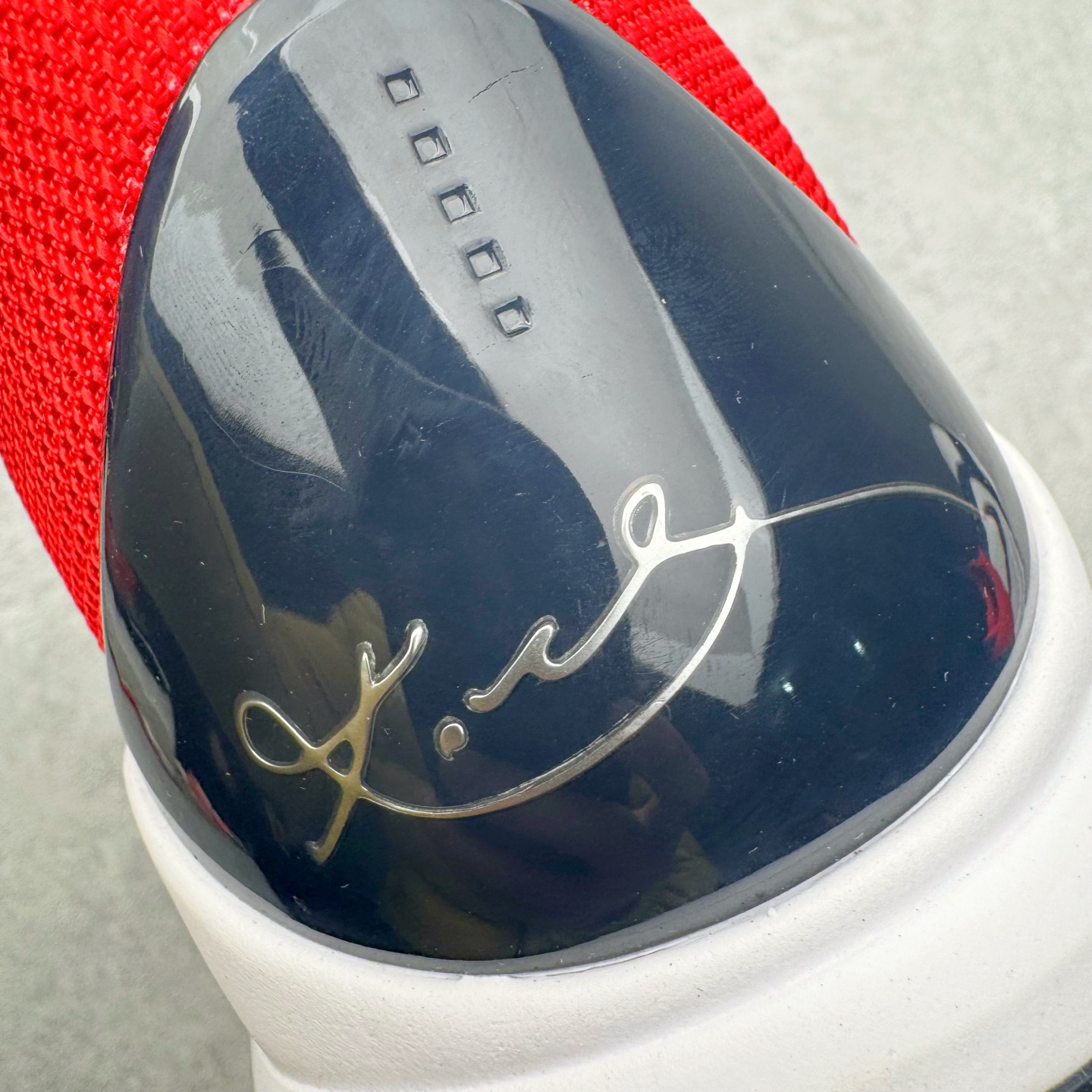 图片[13]-＃H12纯原 NK Zoom Kobe ZK5 科比5代 USA 白蓝红 386429-103 完美复刻公司货 前掌超大Zoom Turbo气垫 后掌EVA缓震 真正的原汁原味 还原ZP脚感 全身鞋材卡料色独家定制 唯一正确喷漆工艺Swoosh 正确凹凸蛇鳞工艺 正确鞋面渐变效果 内全置真动飞态线 独立原厂模具 最大尺码达到49.5码 首批不拼图大几率过验 亲测已过 支持各种高强度实战 无需担心 上脚价 补货周期极长 脚宽建议买大半码 科比系列前掌偏窄 不影响二次销售 支持七天无理由退换 尺码：41 42 42.5 43 44 44.5 45 45.5 46 47.5 48.5 49.5-选品中心