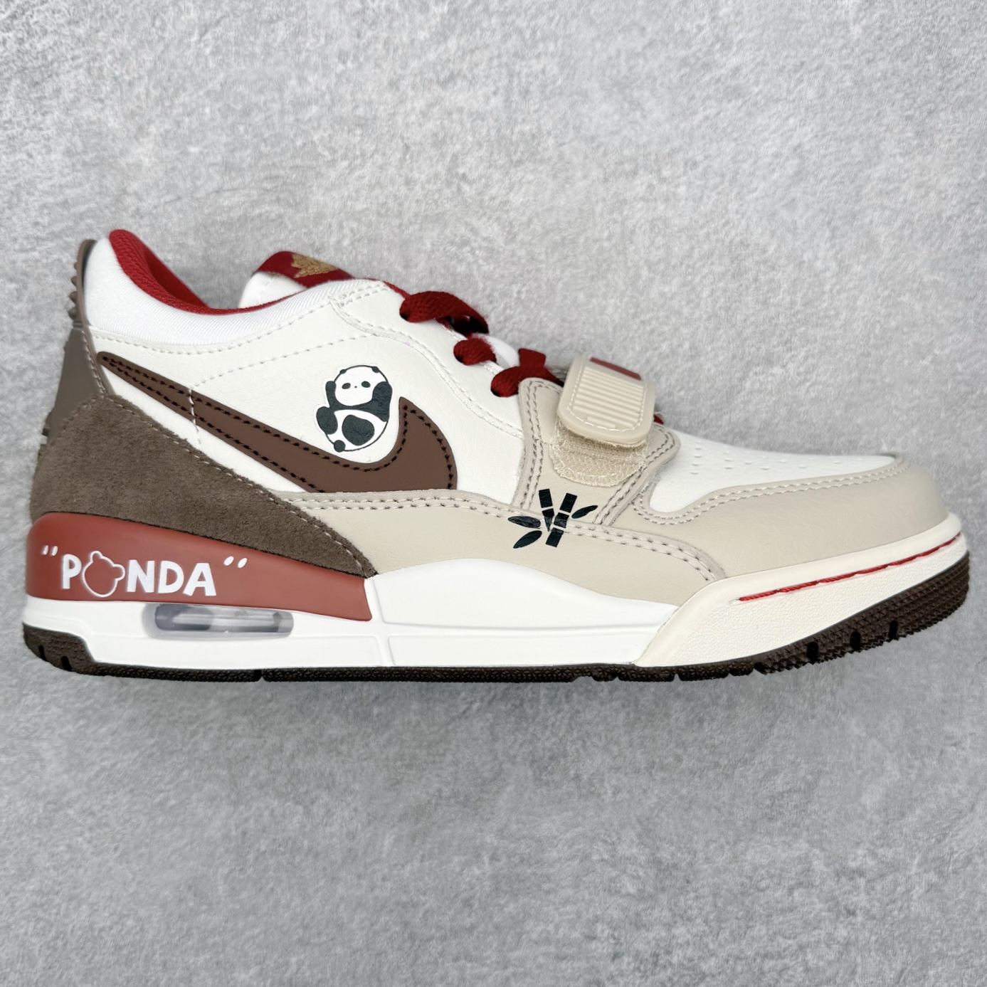 Air Jordan Legacy AJ312 低帮 IQ9785-161 鞋身采用了皮革材质打造 横跨鞋面的魔术贴十分吸睛 侧面的Swoosh Logo的一部分被鞋面遮挡了一部分 颇具玩味 魔术贴上标有NK标识 而鞋舌上是Jordan的经典飞翼Logo 后跟和鞋底均采用了Air Jordan 3 的设计 后跟上同样也使用了经典的爆裂纹图案 尺码：36 36.5 37.5 38 38.5 39 40 40.5 41 42 42.5 43 44 44.5 45 46 47.5-选品中心