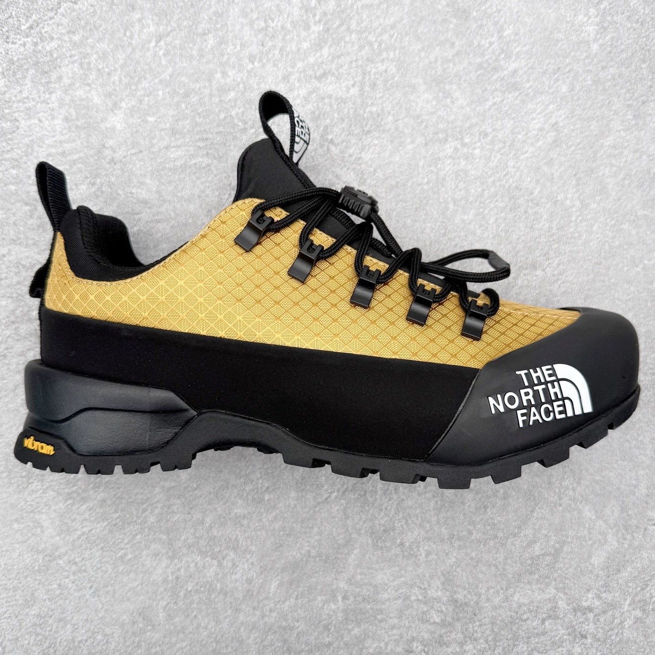 THE NORTH FACE GLENCLYFFE 北面格伦斯尼斯系列低帮机能户外风徒步登山运动训练鞋 舒适百搭织物低帮休闲城市通勤跑步鞋 原楦型开发纸版 采用防剐蹭复合麂皮组合模塑鞋头橡胶片鞋面材质 中底嵌入EVA缓震组合耐磨锯齿耐磨橡胶大底 尺码：37 38 38.5 39 40 40.5 41 42 42.5 43 44 44.5 45-选品中心