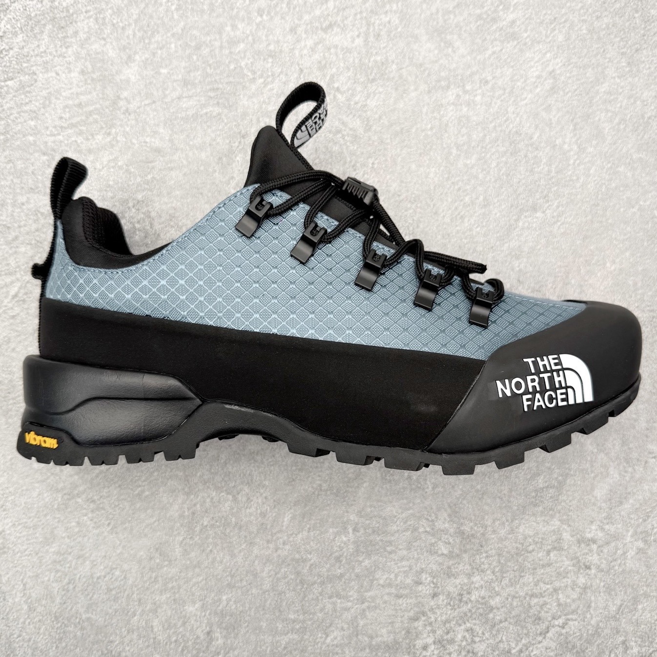 THE NORTH FACE GLENCLYFFE 北面格伦斯尼斯系列低帮机能户外风徒步登山运动训练鞋 舒适百搭织物低帮休闲城市通勤跑步鞋 原楦型开发纸版 采用防剐蹭复合麂皮组合模塑鞋头橡胶片鞋面材质 中底嵌入EVA缓震组合耐磨锯齿耐磨橡胶大底 尺码：37 38 38.5 39 40 40.5 41 42 42.5 43 44 44.5 45-选品中心