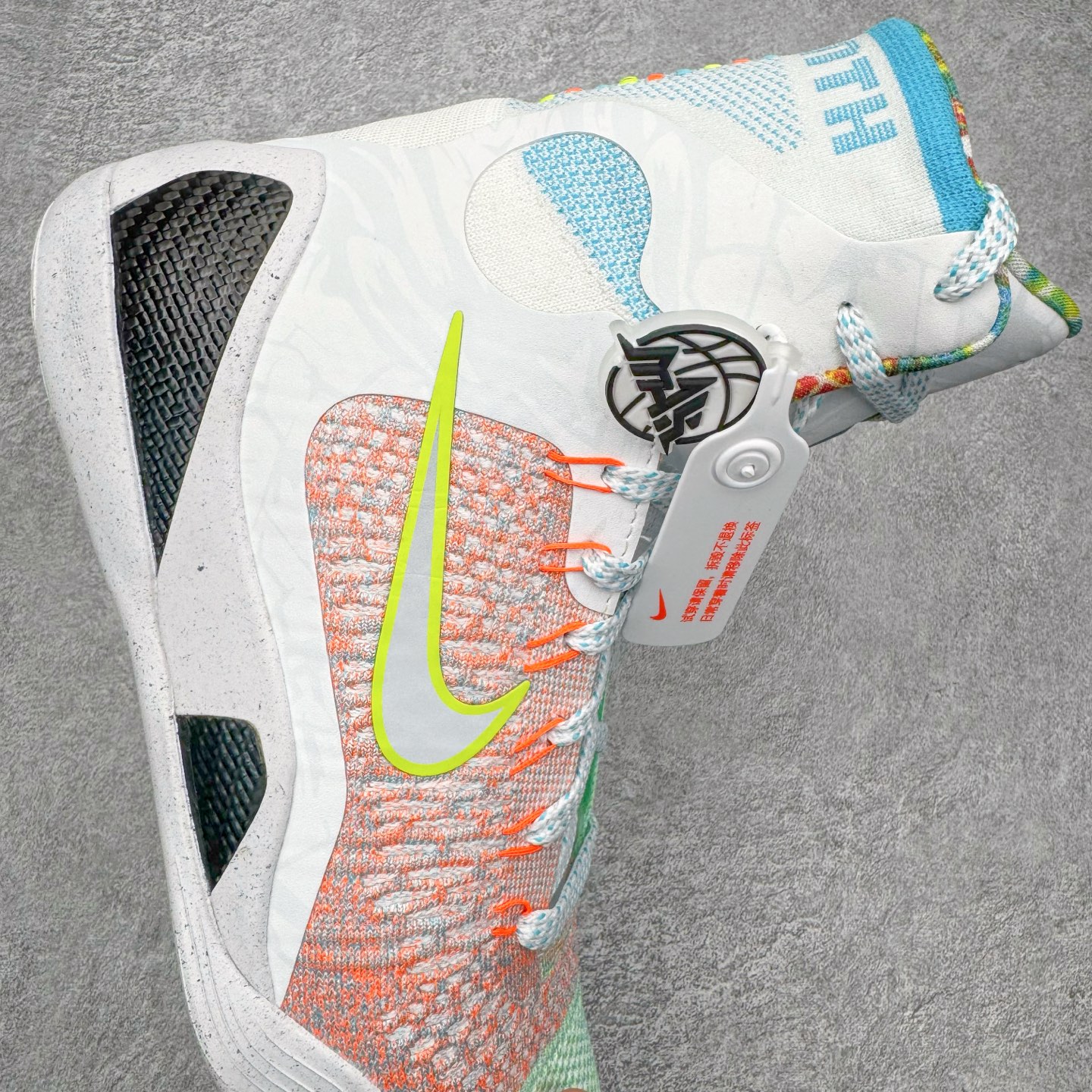 图片[6]-＃灭世纯原 NK KOBE 9 ELITE PROTRO \\\”科比9代精英高帮 白绿橙 FZ7335-101 2025曼巴年🐍重磅新品 市场最强科比9代精英版 独家出货 ✅原楦打造灵动版型 鞋头➕腰身➕后跟 360°无死角 ✅原厂工艺3层立体编织flyknit鞋面 厚度同步ZP吊打市场“纯原” ✅原厂碳板加持 立体感区分市场货品 ✅区分市场货品🌪过验级拉帮细节 ✅内置全新复刻版中底鞋垫 REACT缓震 密度增加抗衰减 ✅针对海外市场增加 47.5 满足精英选手实战需求 最强科9 灭世制造 用实力让情怀落地 👊🏻 实拍调校N版已经零色差零失真 百分百还原实物色彩所见即所得 不存在货不对板色差等低级问题 选购参考实物拍摄 不混卖不参货 只用心做好货严格选品 承诺混一赔十 尺码：39 40 40.5 41 42 42.5 43 44 44.5 45 46 47.5-选品中心