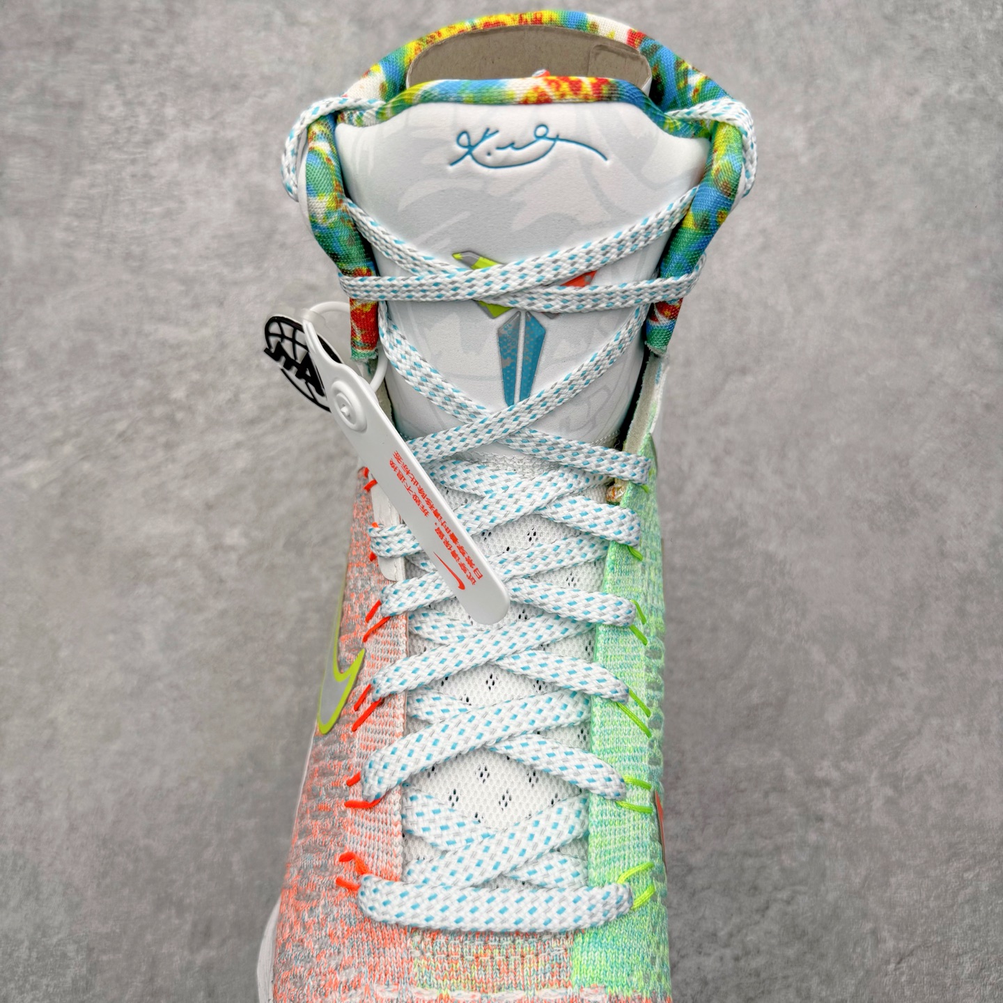 图片[5]-＃灭世纯原 NK KOBE 9 ELITE PROTRO \\\”科比9代精英高帮 白绿橙 FZ7335-101 2025曼巴年🐍重磅新品 市场最强科比9代精英版 独家出货 ✅原楦打造灵动版型 鞋头➕腰身➕后跟 360°无死角 ✅原厂工艺3层立体编织flyknit鞋面 厚度同步ZP吊打市场“纯原” ✅原厂碳板加持 立体感区分市场货品 ✅区分市场货品🌪过验级拉帮细节 ✅内置全新复刻版中底鞋垫 REACT缓震 密度增加抗衰减 ✅针对海外市场增加 47.5 满足精英选手实战需求 最强科9 灭世制造 用实力让情怀落地 👊🏻 实拍调校N版已经零色差零失真 百分百还原实物色彩所见即所得 不存在货不对板色差等低级问题 选购参考实物拍摄 不混卖不参货 只用心做好货严格选品 承诺混一赔十 尺码：39 40 40.5 41 42 42.5 43 44 44.5 45 46 47.5-选品中心