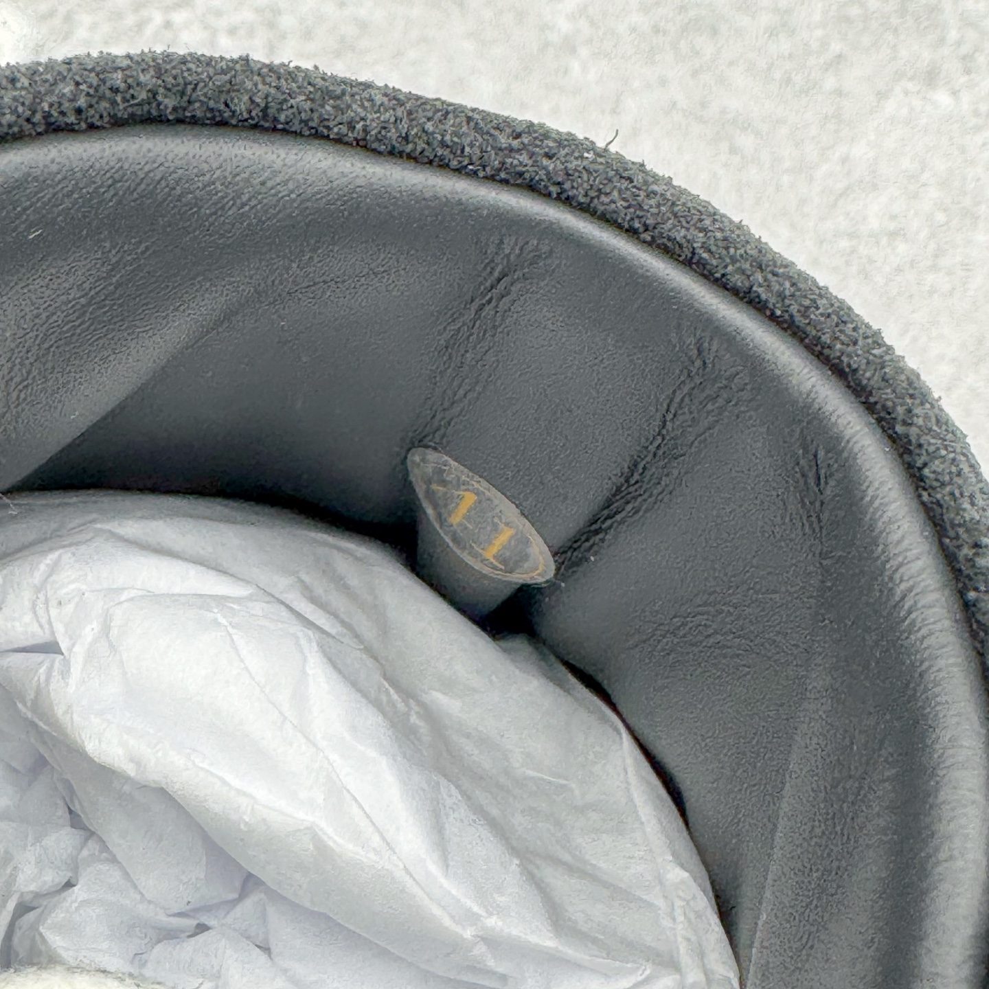 图片[10]-＃纯原 BOTTEGA VENETA Orbit Runner BV葆蝶家时尚休闲王一博同款老爹鞋运动鞋 原版开发 一比一打造 相似度百分之99以上 市场一梯队级别品质 区别市场任何标文顶级品质版本 采用轻质科技网布面料 搭配几何图案设计橡胶外底 王炸系列 高版本 认准套包工艺 实际增高很多哦 还是一样显腿细非常nice 耐玩耐造 对标对版 套包鞋工艺 认准高版本 大底选用拼色TPU大底 配置原版包装 尺码：35 36 37 38 39 40 41 42 43 44 45-选品中心