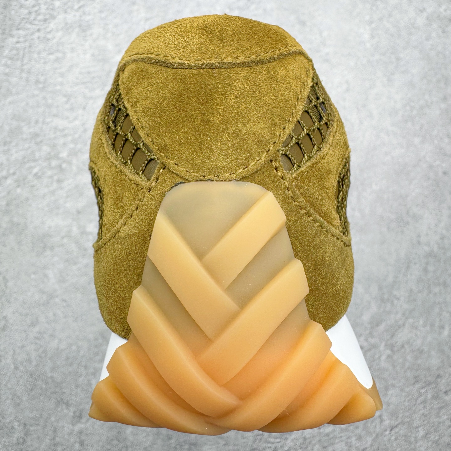 图片[8]-＃纯原 BOTTEGA VENETA Orbit Runner BV葆蝶家时尚休闲王一博同款老爹鞋运动鞋 原版开发 一比一打造 相似度百分之99以上 市场一梯队级别品质 区别市场任何标文顶级品质版本 采用轻质科技网布面料 搭配几何图案设计橡胶外底 王炸系列 高版本 认准套包工艺 实际增高很多哦 还是一样显腿细非常nice 耐玩耐造 对标对版 套包鞋工艺 认准高版本 大底选用拼色TPU大底 配置原版包装 尺码：35 36 37 38 39 40 41 42 43 44 45-选品中心