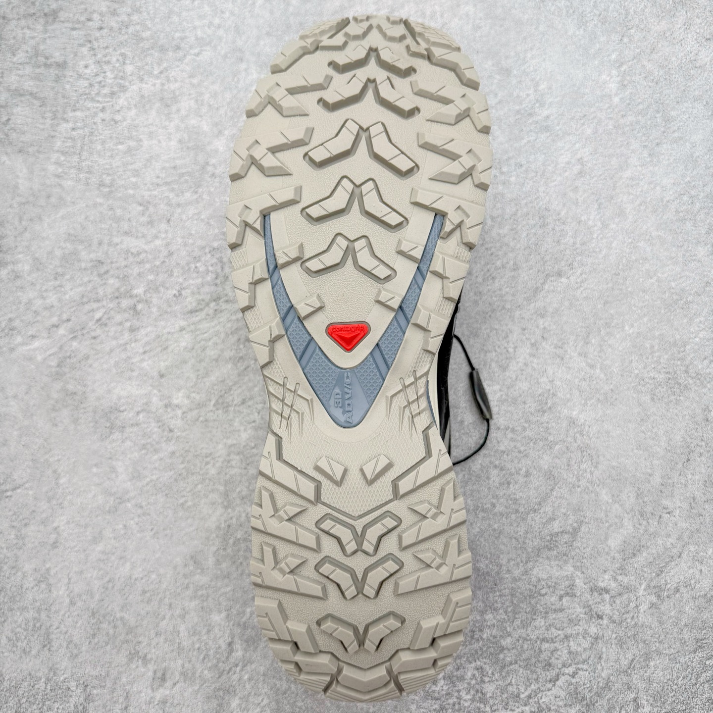 图片[9]-＃原底面 SALOMON XA PRO 3D XA PRO 3D 萨洛蒙舒适百搭舒适百搭减震耐磨透气低帮休闲越野跑步鞋 原厂底面配置 零售平台特供订单 全套原纸板楦头开发 原厂特供网布配套加持 确保原汁原味 完美呈现版型 原档数据独家私模五层组合大底 原装Ortholite轻量化鞋垫 中底布带钢印编号 原厂TPU锁扣 进口港宝加持 后跟自然饱满 还原公司包裹性 鞋面采用SENSIFT贴合技术 全方位贴合包裹脚型 鞋跟部鞋底牵引设计 提供强大的抓地性能 更适应野外崎岖不平的道路 其3D ADVANCED CHASSIS底盘 材料轻量大化 钉齿设计更具稳定性 防护性 鞋底易磨损区运用CONTAGRIP高耐磨材料 应对城市硬质路面长距离跑考验 尺码：36 36.5 37.5 38 38.5 39 40 40.5 41 42 42.5 43 44 44.5 45-选品中心