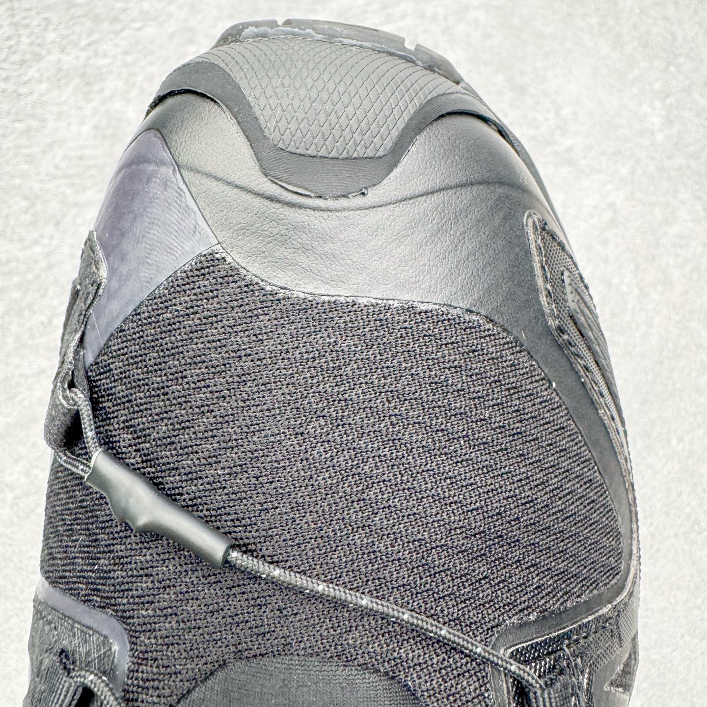 图片[17]-＃原底面 SALOMON XA PRO 3D XA PRO 3D 萨洛蒙舒适百搭舒适百搭减震耐磨透气低帮休闲越野跑步鞋 原厂底面配置 零售平台特供订单 全套原纸板楦头开发 原厂特供网布配套加持 确保原汁原味 完美呈现版型 原档数据独家私模五层组合大底 原装Ortholite轻量化鞋垫 中底布带钢印编号 原厂TPU锁扣 进口港宝加持 后跟自然饱满 还原公司包裹性 鞋面采用SENSIFT贴合技术 全方位贴合包裹脚型 鞋跟部鞋底牵引设计 提供强大的抓地性能 更适应野外崎岖不平的道路 其3D ADVANCED CHASSIS底盘 材料轻量大化 钉齿设计更具稳定性 防护性 鞋底易磨损区运用CONTAGRIP高耐磨材料 应对城市硬质路面长距离跑考验 尺码：36 36.5 37.5 38 38.5 39 40 40.5 41 42 42.5 43 44 44.5 45-选品中心