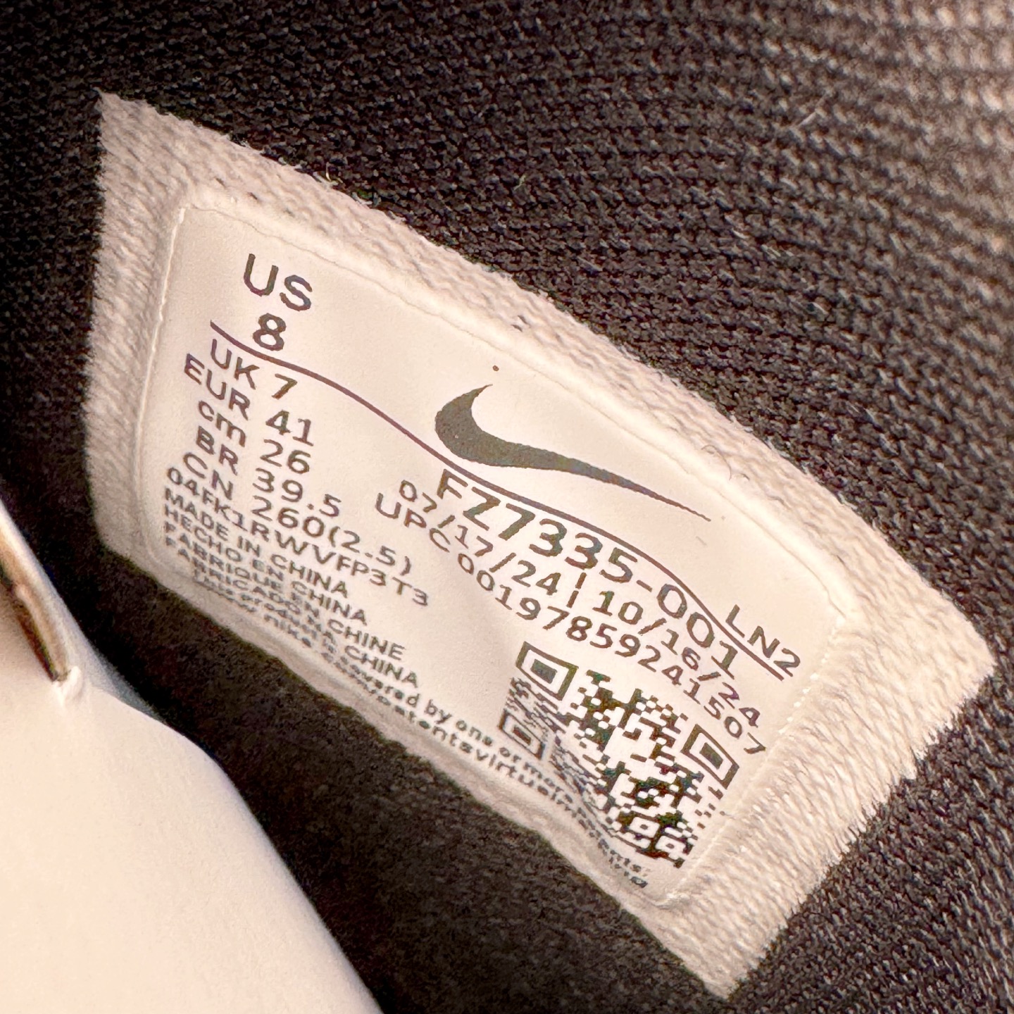 图片[19]-＃灭世纯原 NK KOBE 9 ELITE PROTRO 科比9代精英高帮 大师之路 FZ7335-001 2025曼巴年🐍重磅新品 市场最强科比9代精英版 独家出货 ✅原楦打造灵动版型 鞋头➕腰身➕后跟 360°无死角 ✅原厂工艺3层立体编织flyknit鞋面 厚度同步ZP吊打市场“纯原” ✅原厂碳板加持 立体感区分市场货品 ✅区分市场货品🌪过验级拉帮细节 ✅内置全新复刻版中底鞋垫 REACT缓震 密度增加抗衰减 ✅针对海外市场增加 47.5 满足精英选手实战需求 最强科9 灭世制造 用实力让情怀落地 👊🏻 实拍调校N版已经零色差零失真 百分百还原实物色彩所见即所得 不存在货不对板色差等低级问题 选购参考实物拍摄 不混卖不参货 只用心做好货严格选品 承诺混一赔十 尺码：39 40 40.5 41 42 42.5 43 44 44.5 45 46 47.5-选品中心