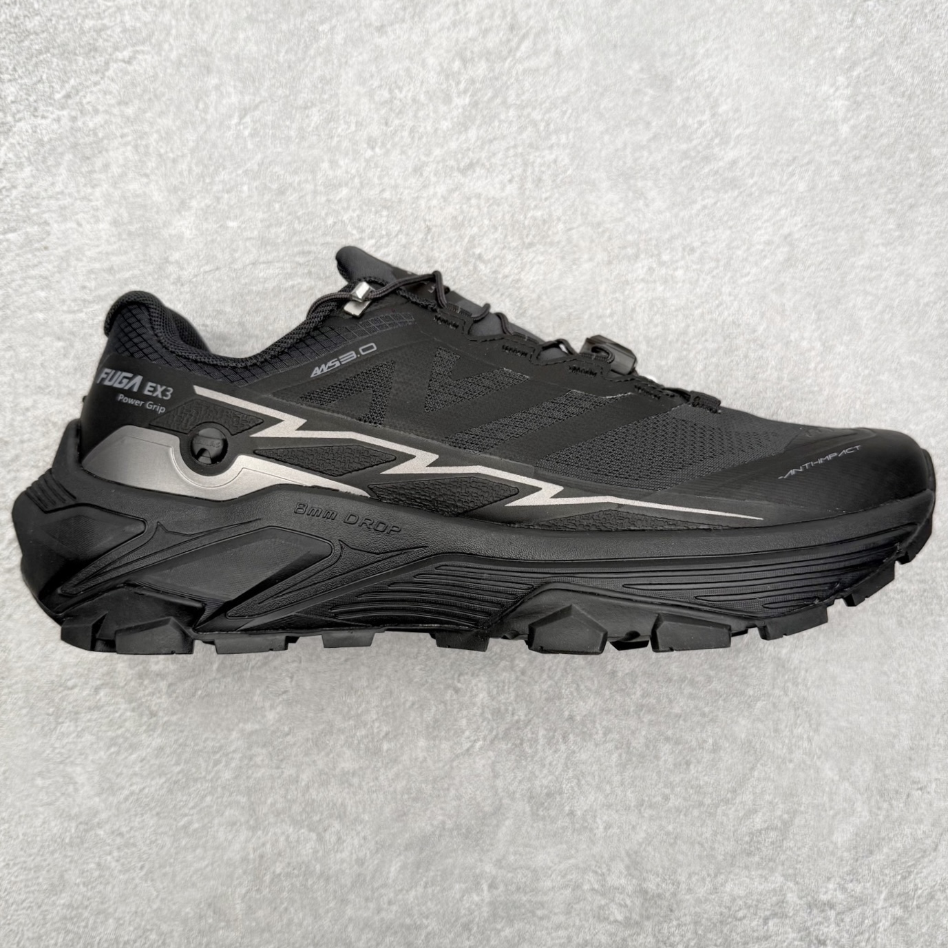 ＃K版 KAILAS FUGA EX3 BOA 凯乐石25款舒适缓冲徒步 织物TPU减震防滑透气包裹性轻便低帮 超强抓地力越野跑步鞋 KAILAS凯乐石品牌是全球三大全系攀登品牌之一，于2003年创立于中国广州，致力于为有攀登梦想的户外运动员及爱好者，研发制造功能性专业装备，满足他们在极限环境下安全舒适的需求，凯乐石专注于科技面料的开发及专业功能设计，产品线覆盖登山、攀岩、徒步、越野跑山、露营、旅行等多项户外运动，通过运动员的测试反馈，不断进化迭代，产品荣获国内外大奖71座，发明专利21个，更突破性的自主研发攀登器械，打造出中国的攀登硬实力。实拍调校N版已经零色差零失真 百分百还原实物色彩所见即所得 不存在货不对板色差等低级问题 选购参考实物拍摄 不混卖不参货 只用心做好货严格选品 承诺混一赔十 尺码：36 36.5 37.5 38 38.5 39 39.5 40 40.5 41 41.5 42 42.5 43 44 44.5 45-选品中心