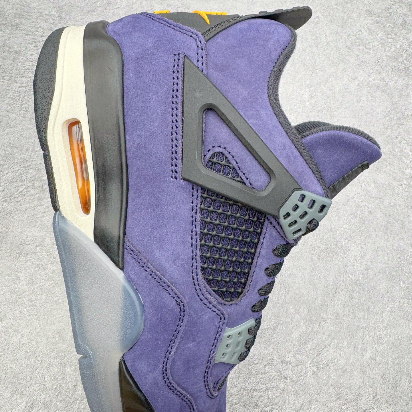 图片[6]-＃K版纯原 Air Jordan AJ4 Retro “Imperial Purple” 帝王紫 FV5029-500 全新升级改良 原鞋原楦原纸板同源开发 完美呈现乔4的版型 内侧正确双色网格 还原细节 原厂皮料 正确气垫颜色 正确网格工艺 正确拉帮工艺 全鞋原装材料制作 原档案原模具打造 支持全方位与正品对比 尺码：36 36.5 37.5 38 38.5 39 40 40.5 41 42 42.5 43 44 44.5 45 46 47.5-选品中心