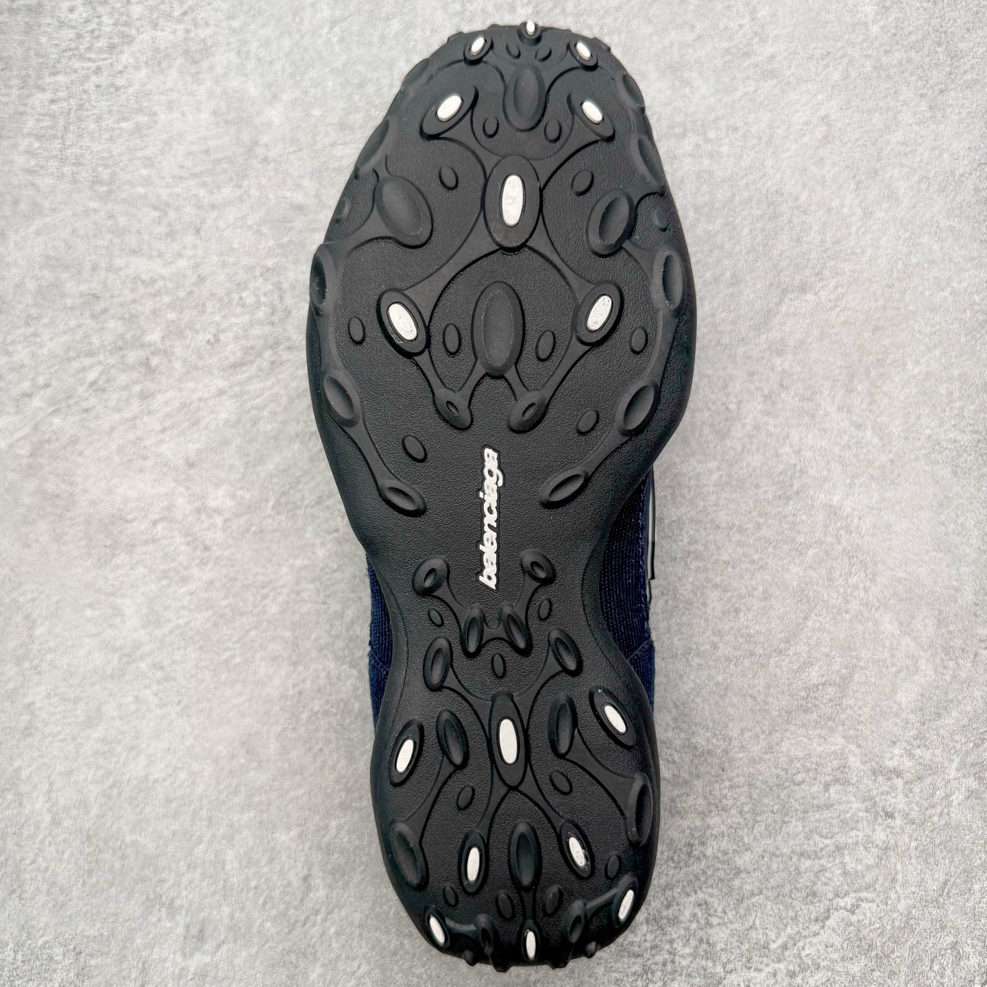 图片[9]-＃VG零售版 Balenciaga巴黎世家 Monday Ultra 做旧 压纹标识圆头系带低帮生活休闲鞋 正常尺码 尺码：35 36 37 38 39 40 41 42 43 44 45 46-选品中心