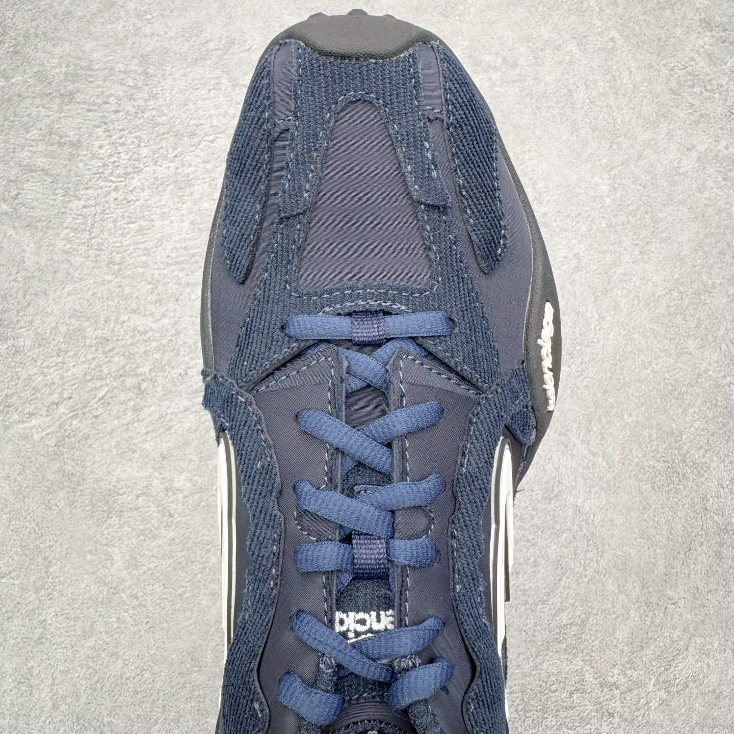 图片[4]-＃VG零售版 Balenciaga巴黎世家 Monday Ultra 做旧 压纹标识圆头系带低帮生活休闲鞋 正常尺码 尺码：35 36 37 38 39 40 41 42 43 44 45 46-选品中心