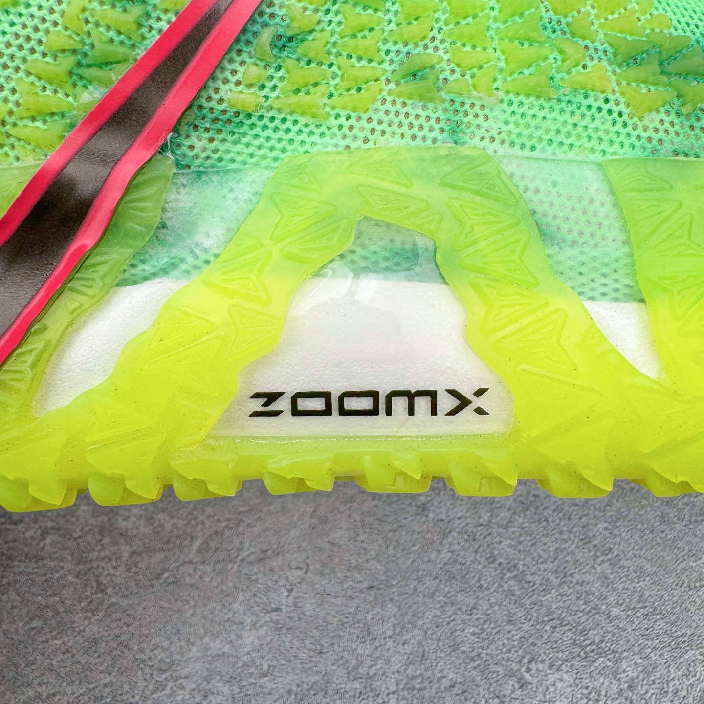 图片[11]-＃灭世/Max NK Ja 3 Scratch EP 莫兰特三代柔软舒适防滑耐磨透气支撑轻便低帮篮球鞋 万圣节限定 HV9924-700 2024『压轴』后卫实战旗舰 圣枪腰王 重磅革新登场🌪 🔝历时5个月！全力打造 科比➕欧文系列 综合体 ！Pt实战体验天花板上限 再度提高🔝 ✅【顶配缓震】独家革新搭载 前掌5mm TURBO气垫 兼具贴地与缓震！（正品仅长方形小气垫）➕后掌大马蹄14mm厚 气垫 提高后掌缓震极限 （正品后掌无气垫） ✅【顶级抗扭】 搭载硬度65HC 发泡中底框架 ➕高强度中足抗扭片 革新升级 赛事级抗扭水平！独此一家 ✅【顶级支撑】鞋身侧向包裹 双层补强层 200斤以上选手 也可驾驭（正品仅一层）对比市场货品偷工减料 不可同日而语！ ✅气垫气压上脚即可感受！后掌鞋垫掀开可见气垫轮廓（谨防窜货） 鞋底止滑配方 无需磨合 原地起飞🛫 NK年度后卫旗舰 独家革新升级 『口碑源自专业 实力来源于专注』 真灭世纯原 切勿被市场仿冒吊牌挂羊头卖狗肉 尺码：39-46 正码正拍-选品中心