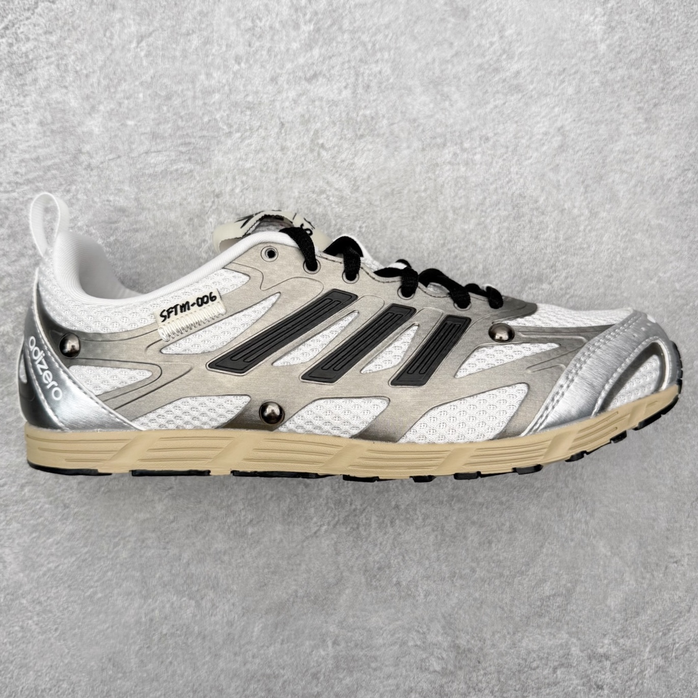 SONG FOR THE MUTE x AD originals Adizero PR SFTM-006 联名款舒适百搭透气跑步鞋 男女同款 实拍调校N版已经零色差零失真 百分百还原实物色彩所见即所得 不存在货不对板色差等低级问题 选购参考实物拍摄 不混卖不参货 只用心做好货严格选品 承诺混一赔十 尺码：36 36.5 37.5 38 38.5 39 40 40.5 41 42 42.5 43 44 44.5 45-选品中心