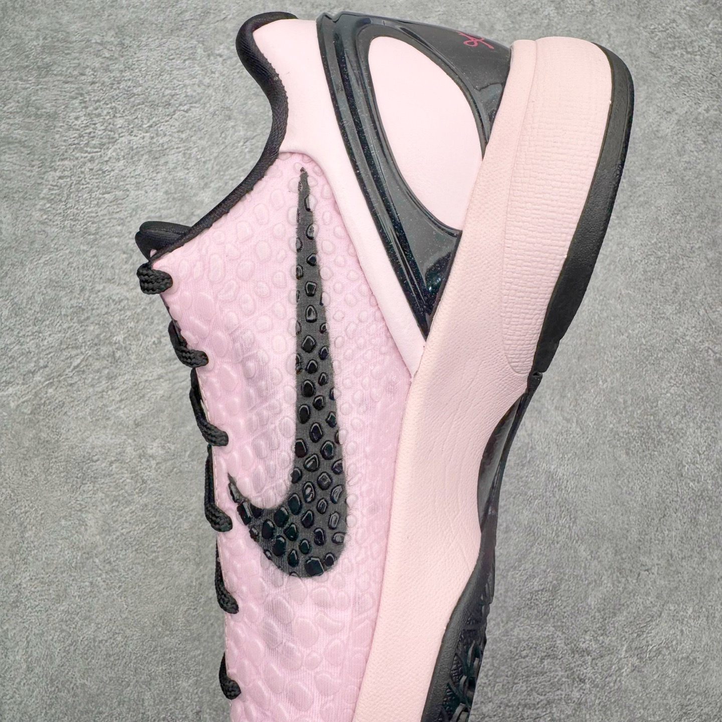 图片[7]-＃S2纯原 NK Zoom Kobe 6 Protro 科比六代 粉红鸳鸯 IQ9317-001 原楦纸板开发 鞋身流线型、后跟塑形 区分土肥圆 Zoom Turbo气垫 后掌EVA缓震 实战配置直接拉满 原档数据3D打印 鞋面蛇鳞一颗一粒匹配原版 全身鞋材卡料色独家定制 唯一正确喷漆SWOOSH NK专利Flyknit飞线科技 给予鞋身足够抗扭矩力 真实底模最大47.5 实战利器 专供海外市场 尺码：40 40.5 41 42 42.5 43 44 44.5 45 46 47.5 48.5 （脚宽、脚胖 建议买大半码）-选品中心