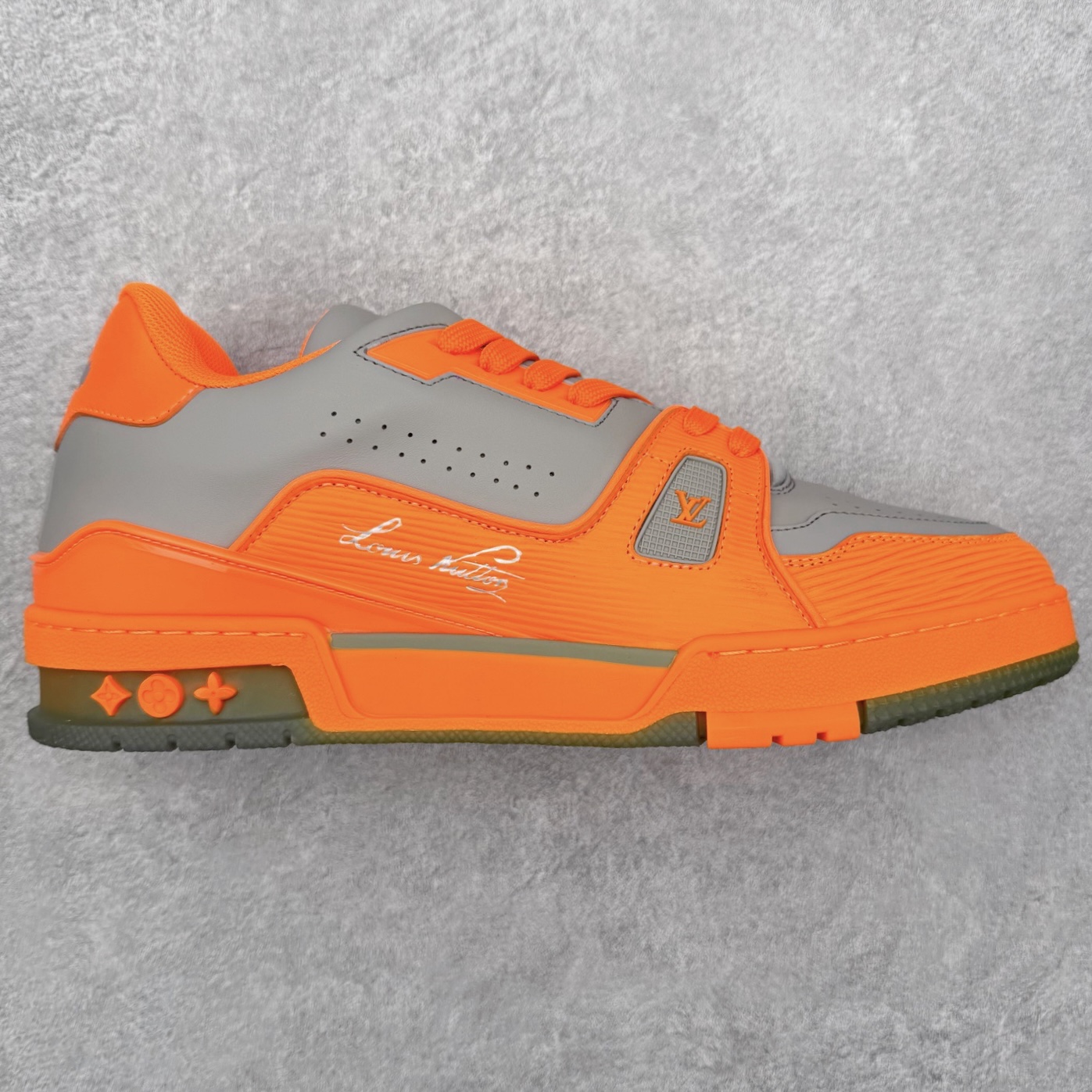 ＃FS纯原福利‼️Louis Vuitton Trainer lv时装走秀运动鞋 实力大厂出品 平台专供