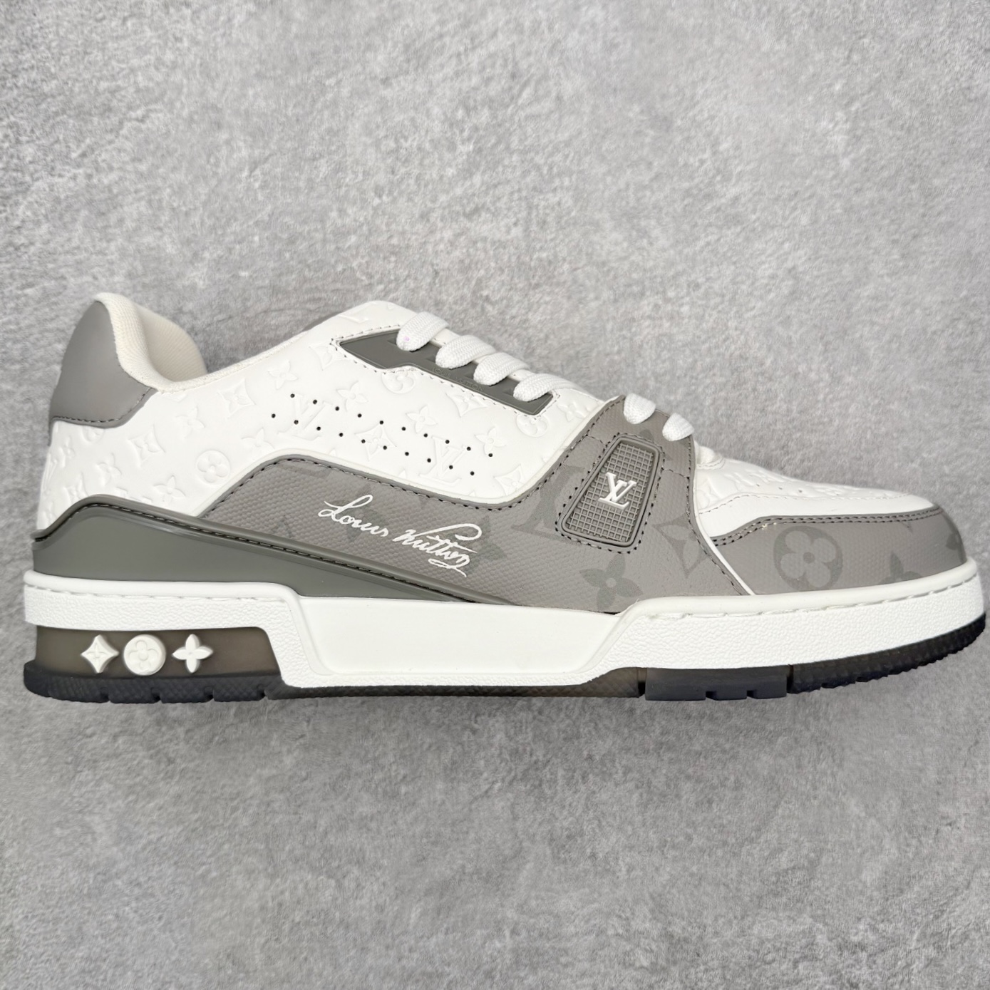 ＃FS纯原福利‼️Louis Vuitton Trainer lv时装走秀运动鞋 实力大厂出品 平台专供