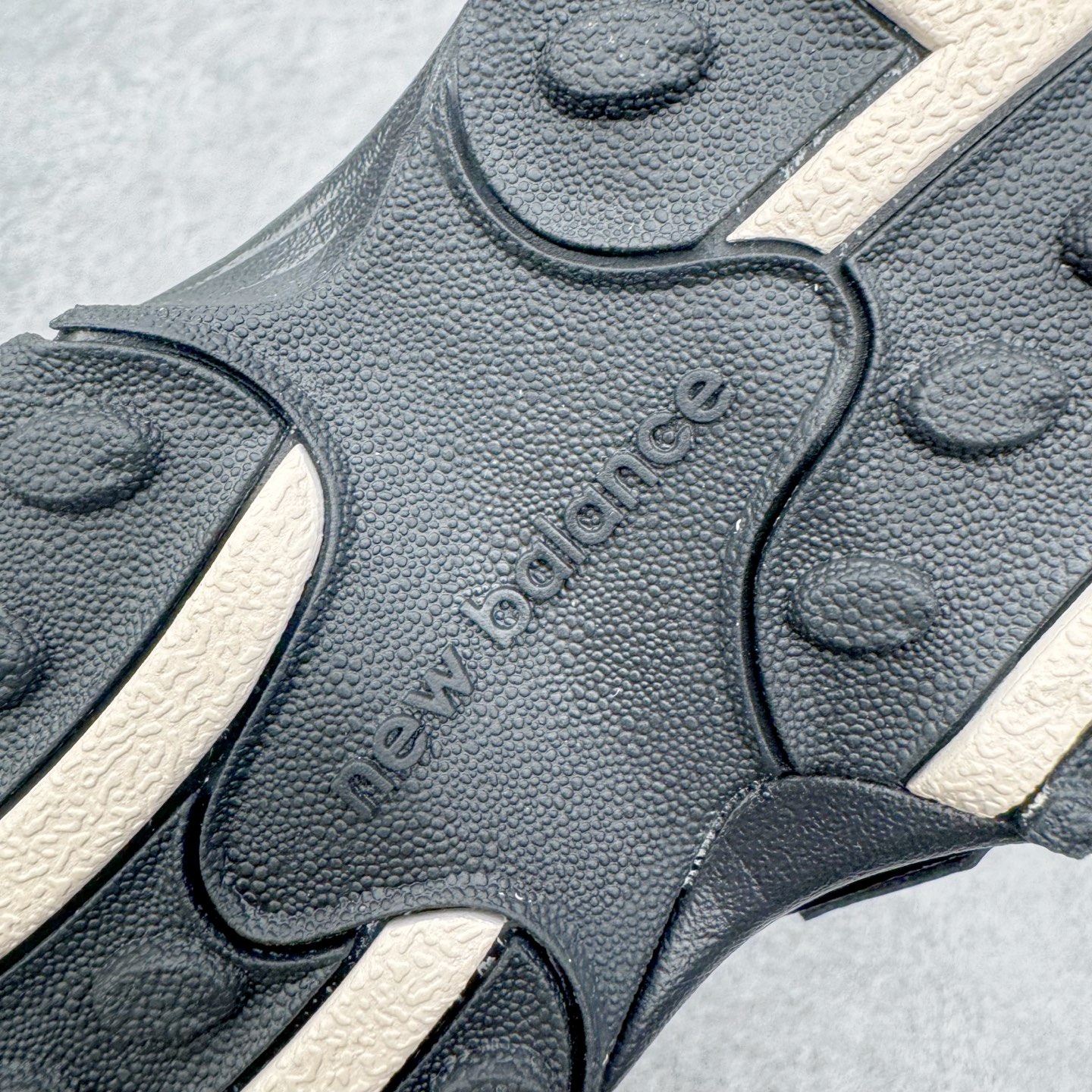 图片[14]-＃M纯原 New Balance U204LMRA NB新百伦新款舒适百搭耐磨轻便低帮生活休闲鞋 男女同款 原档数据独立私模大底 唯一正确三层组合大底 特高弹切片加持 百分百还原原鞋脚感 NB市场最强产物 防伪原标全套原楦原纸板原厂数据开发 全鞋电脑针车加持 原厂网布 原装进口头层翻毛皮料正确绒感卡色 正确中底拉帮中底网布细节 匠心打造 耗时两个月开发完成 工艺极其复杂难度可想而知 高端零售专供产物 尺码：36 37 37.5 38 38.5 39.5 40 40.5 41.5 42 42.5 43 44 44.5 45 45.5 46.5 47-选品中心