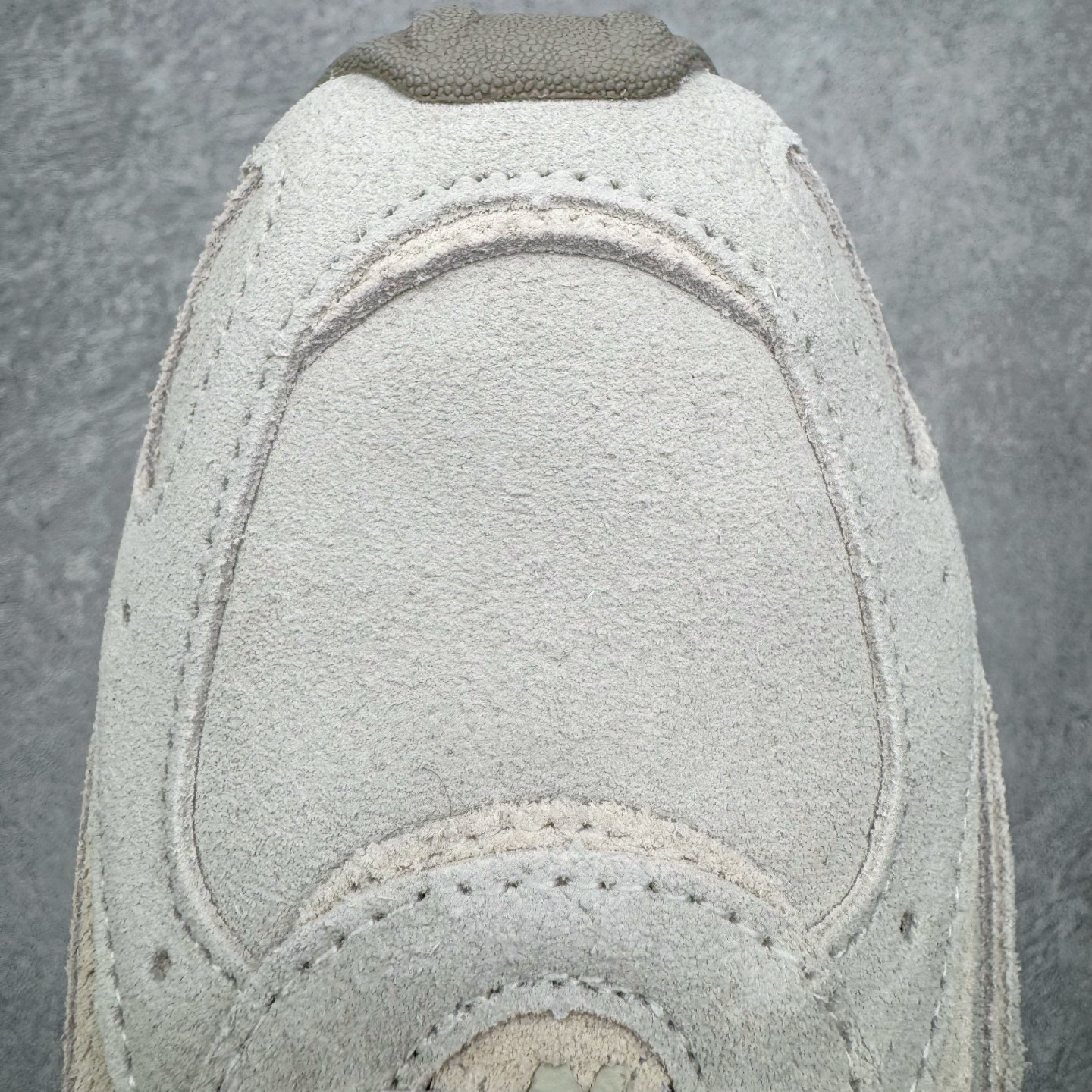 图片[18]-＃M纯原 New Balance U204LMMC NB新百伦新款舒适百搭耐磨轻便低帮生活休闲鞋 男女同款 原档数据独立私模大底 唯一正确三层组合大底 特高弹切片加持 百分百还原原鞋脚感 NB市场最强产物 防伪原标全套原楦原纸板原厂数据开发 全鞋电脑针车加持 原厂网布 原装进口头层翻毛皮料正确绒感卡色 正确中底拉帮中底网布细节 匠心打造 耗时两个月开发完成 工艺极其复杂难度可想而知 高端零售专供产物 尺码：36 37 37.5 38 38.5 39.5 40 40.5 41.5 42 42.5 43 44 44.5 45 45.5 46.5 47-选品中心