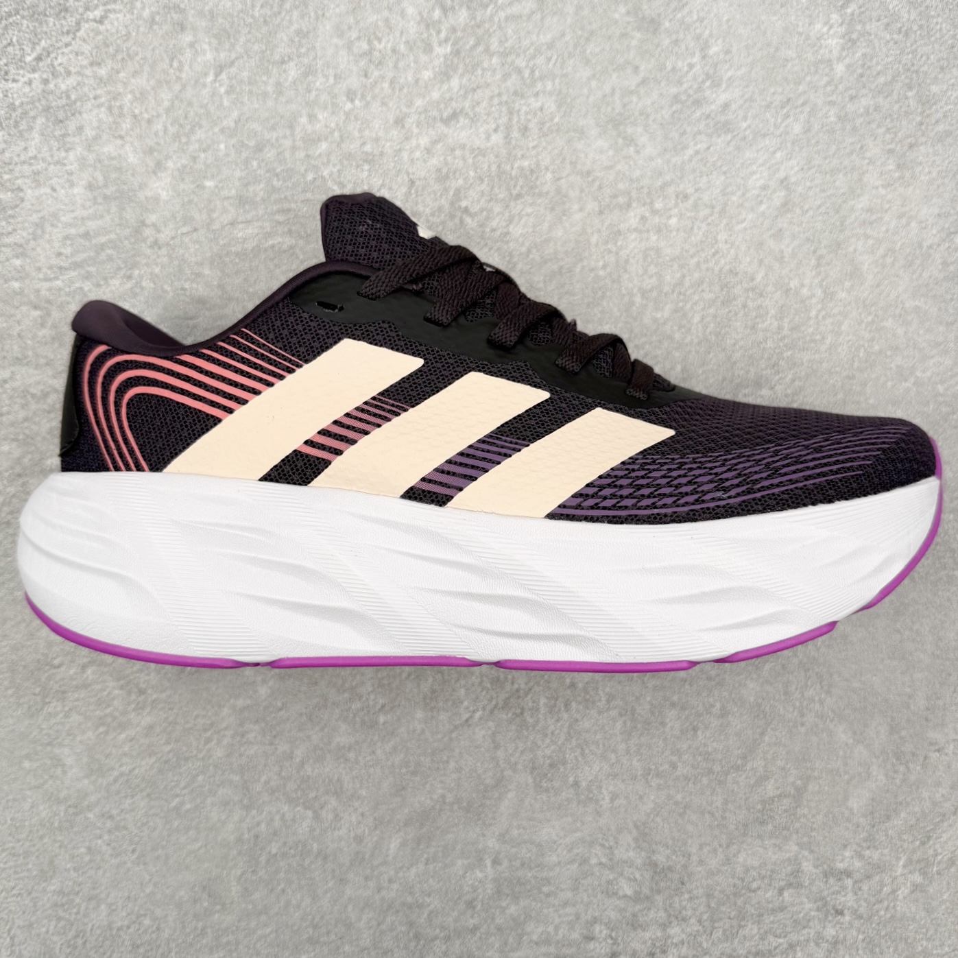 AD Adizero galaxy 8 舒适百搭回弹 低帮跑步鞋 男女同款 实拍调校N版已经零色差零失真 百分百还原实物色彩所见即所得 不存在货不对板色差等低级问题 选购参考实物拍摄 不混卖不参货 只用心做好货严格选品 承诺混一赔十 尺码：36 36.5 37.5 38 38.5 39 40 40.5 41 42 42.5 43 44 44.5 45-选品中心