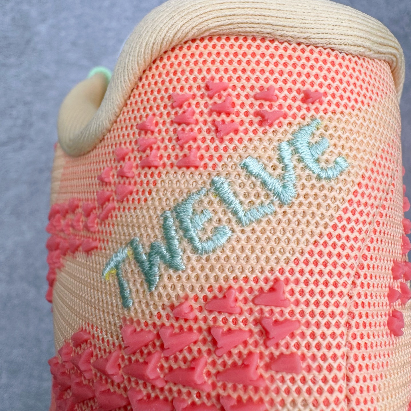 图片[10]-＃灭世/Max NK Ja 3 Scratch EP 莫兰特三代柔软舒适防滑耐磨透气支撑轻便低帮篮球鞋 橙红 HF2794-201 2024『压轴』后卫实战旗舰 圣枪腰王 重磅革新登场🌪 🔝历时5个月！全力打造 科比➕欧文系列 综合体 ！Pt实战体验天花板上限 再度提高🔝 ✅【顶配缓震】独家革新搭载 前掌5mm TURBO气垫 兼具贴地与缓震！（正品仅长方形小气垫）➕后掌大马蹄14mm厚 气垫 提高后掌缓震极限 （正品后掌无气垫） ✅【顶级抗扭】 搭载硬度65HC 发泡中底框架 ➕高强度中足抗扭片 革新升级 赛事级抗扭水平！独此一家 ✅【顶级支撑】鞋身侧向包裹 双层补强层 200斤以上选手 也可驾驭（正品仅一层）对比市场货品偷工减料 不可同日而语！ ✅气垫气压上脚即可感受！后掌鞋垫掀开可见气垫轮廓（谨防窜货） 鞋底止滑配方 无需磨合 原地起飞🛫 NK年度后卫旗舰 独家革新升级 『口碑源自专业 实力来源于专注』 真灭世纯原 切勿被市场仿冒吊牌挂羊头卖狗肉 尺码：39-46 正码正拍-选品中心