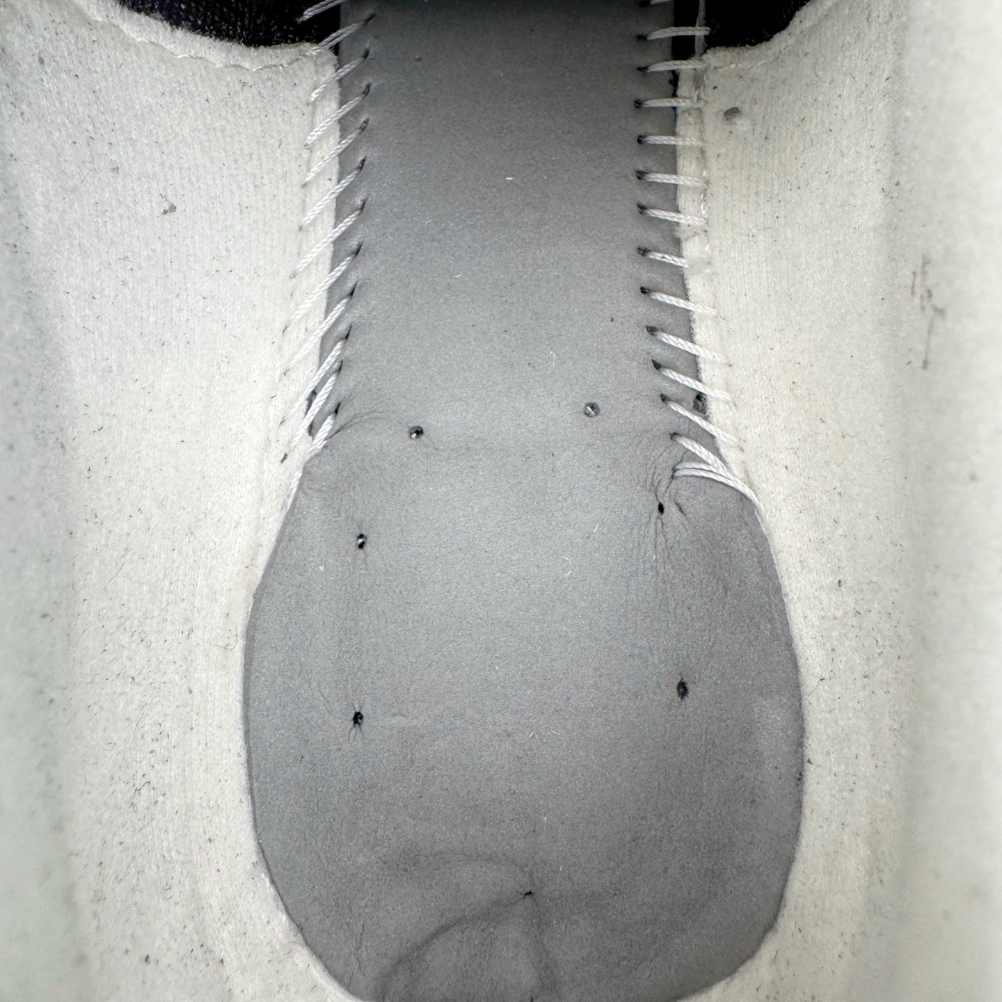 图片[20]-＃M纯原 BASKETCASE x New Balance U204LBC1 NB新百伦新款舒适百搭耐磨轻便低帮生活休闲鞋 男女同款 联名棕色 原档数据独立私模大底 唯一正确三层组合大底 特高弹切片加持 百分百还原原鞋脚感 NB市场最强产物 防伪原标全套原楦原纸板原厂数据开发 全鞋电脑针车加持 原厂网布 原装进口头层翻毛皮料正确绒感卡色 正确中底拉帮中底网布细节 匠心打造 耗时两个月开发完成 工艺极其复杂难度可想而知 高端零售专供产物 尺码：36 37 37.5 38 38.5 39.5 40 40.5 41.5 42 42.5 43 44 44.5 45 45.5 46.5 47-选品中心