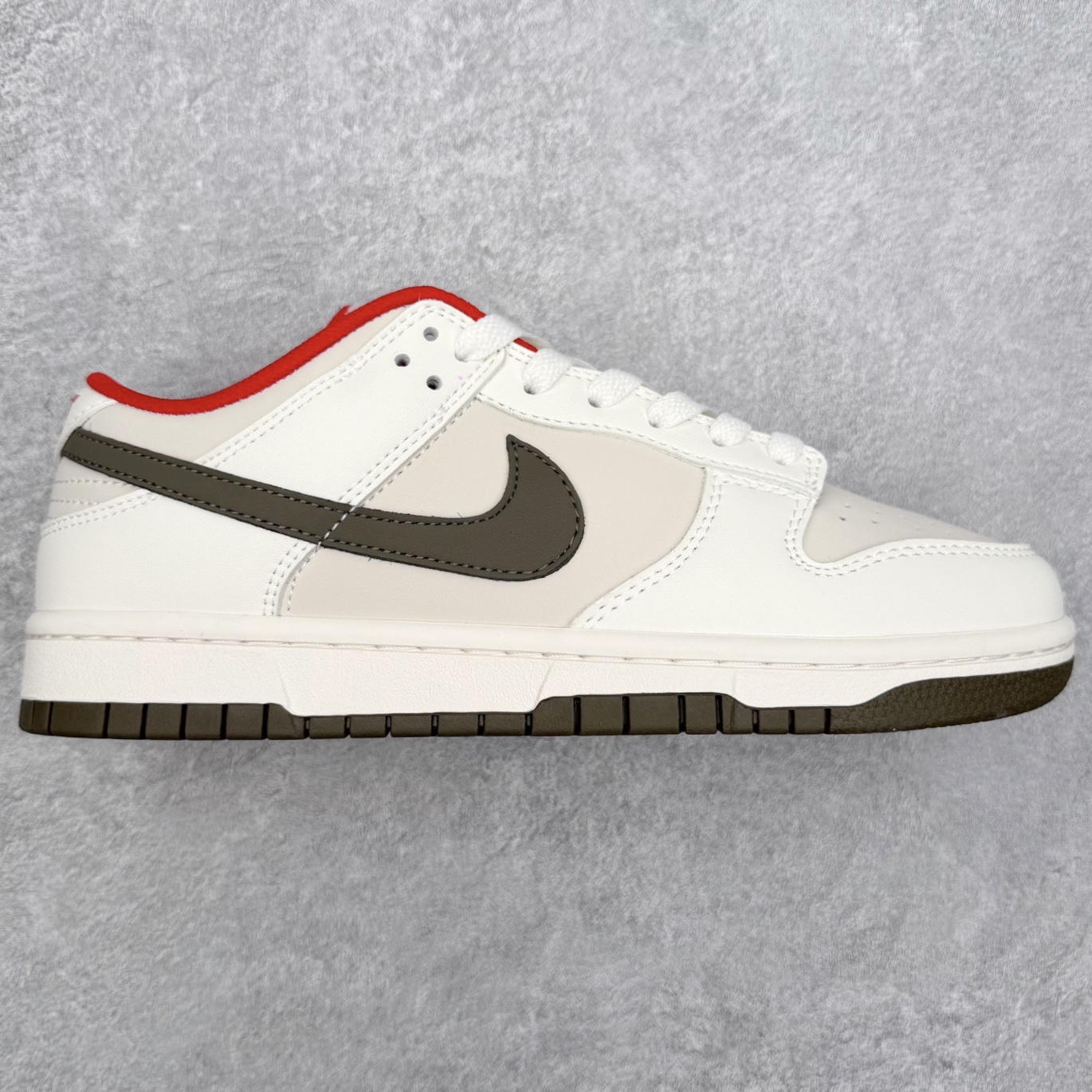 ＃F版 NK Dunk Low IQ9783-020 极限压缩利润空间 超乎所想的高性价比 用料绝不含糊 原盒原配 正确耐磨橡胶大底 超高清洁度 全鞋零毛边皮料切割 全套原楦原模倾力打造完美版型 尺码：36 36.5 37.5 38 38.5 39 40 40.5 41 42 42.5 43 44 44.5 45 46 47.5-选品中心