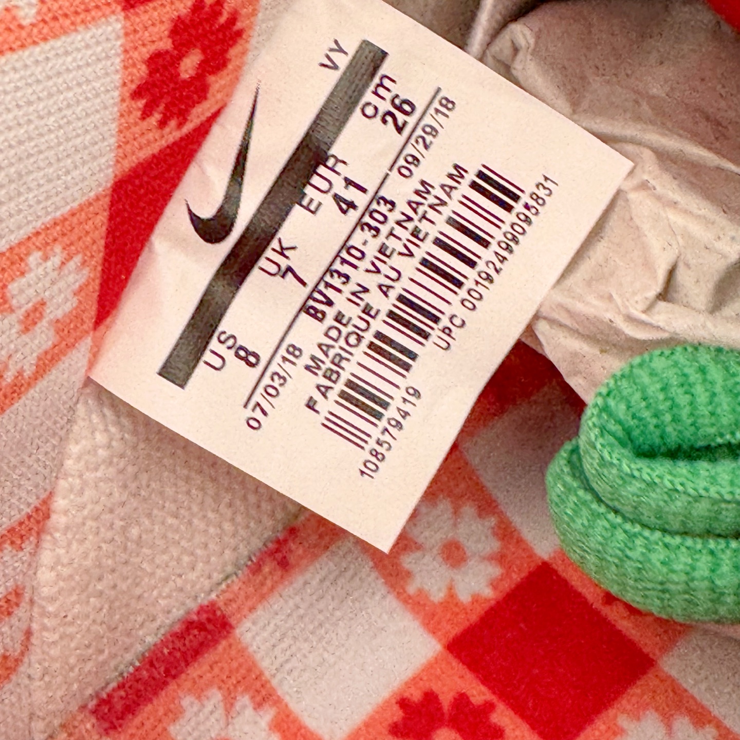 图片[18]-＃纯原 Concepts x NK SB Dunk Low \\\”Green Lobster\\\” 联名绿龙虾 BV1310-303 独家原厂航空铝磨具打磨大底 鞋头坡度极致还原 原盒原配 圈内天花板工艺 原厂冲刀 超高清洁度 全鞋零毛边皮料切割 全套原楦原模倾力打造完美版型 采用原厂百宏鞋带以及原厂百宏织唛舌标 内标可供原厂几率过验 原厂中底布黄色点胶 原厂中底布拉帮走线遵循公司‼️尺码：35.5 36 36.5 37.5 38 38.5 39 40 40.5 41 42 42.5 43 44 44.5 45 46 47.5-选品中心