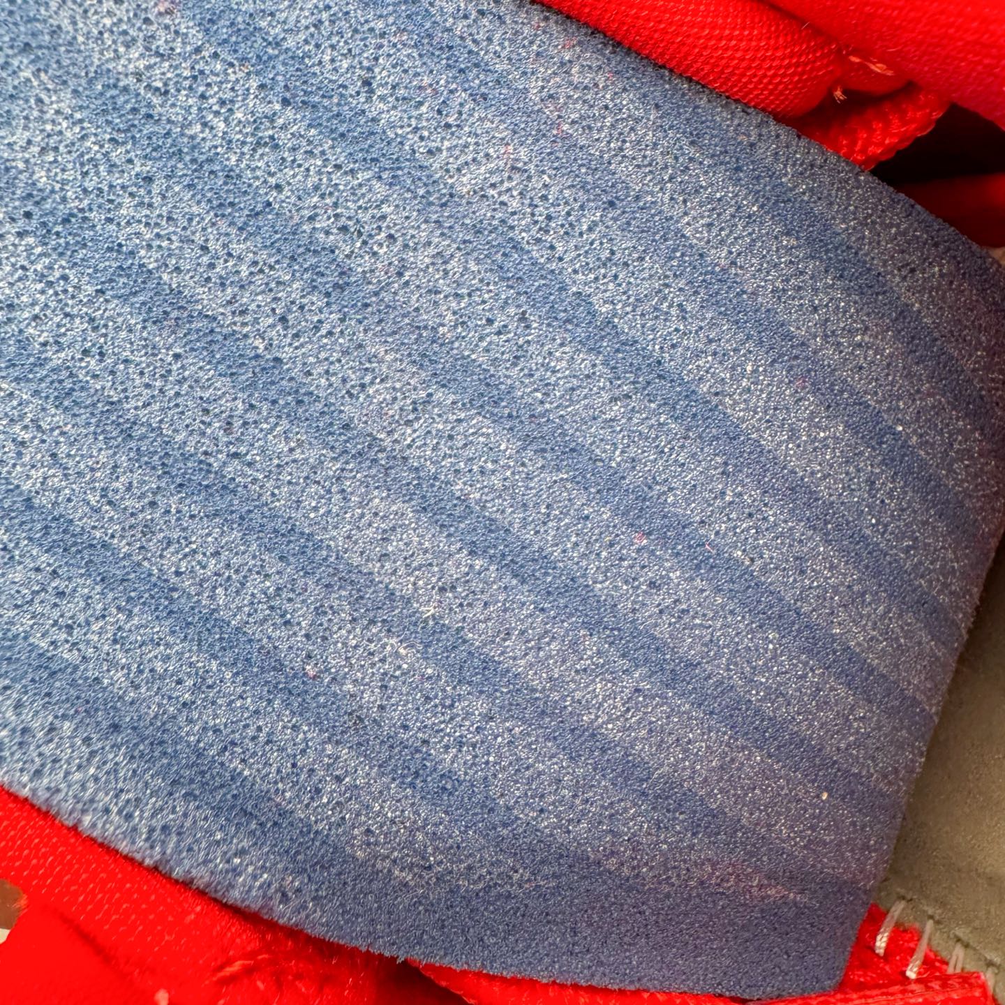 图片[22]-＃S2纯原 Caitlin Clark x NK Zoom Kobe ZK5 科比5代 克拉克森联名 银红 IV2712-001 Zoom Turbo气垫➕后掌EVA缓震 实战配置直接拉满 原楦纸板开发 鞋身流线型、后跟塑形 区分土肥圆 原档数据3D打印 鞋面细节匹配原版 全身鞋材卡料色独家定制 唯一正确喷漆SWOOSH NK专利Flyknit飞线科技，给予鞋身足够抗扭矩力 真实底模最大48.5 实战利器 专供海外市场 尺码：40 40.5 41 42 42.5 43 44 44.5 45 46 47.5 48.5 （脚宽、脚胖 建议买大半码）-选品中心