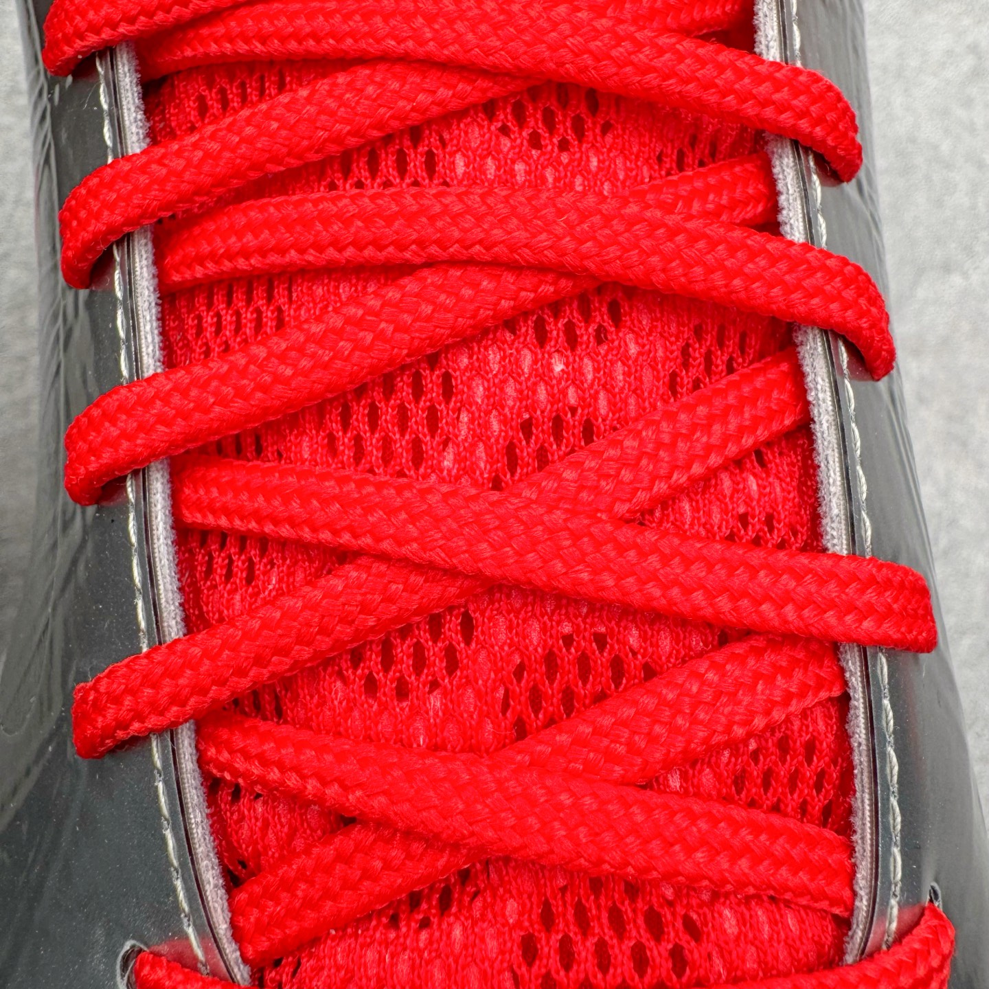 图片[18]-＃S2纯原 Caitlin Clark x NK Zoom Kobe ZK5 科比5代 克拉克森联名 银红 IV2712-001 Zoom Turbo气垫➕后掌EVA缓震 实战配置直接拉满 原楦纸板开发 鞋身流线型、后跟塑形 区分土肥圆 原档数据3D打印 鞋面细节匹配原版 全身鞋材卡料色独家定制 唯一正确喷漆SWOOSH NK专利Flyknit飞线科技，给予鞋身足够抗扭矩力 真实底模最大48.5 实战利器 专供海外市场 尺码：40 40.5 41 42 42.5 43 44 44.5 45 46 47.5 48.5 （脚宽、脚胖 建议买大半码）-选品中心