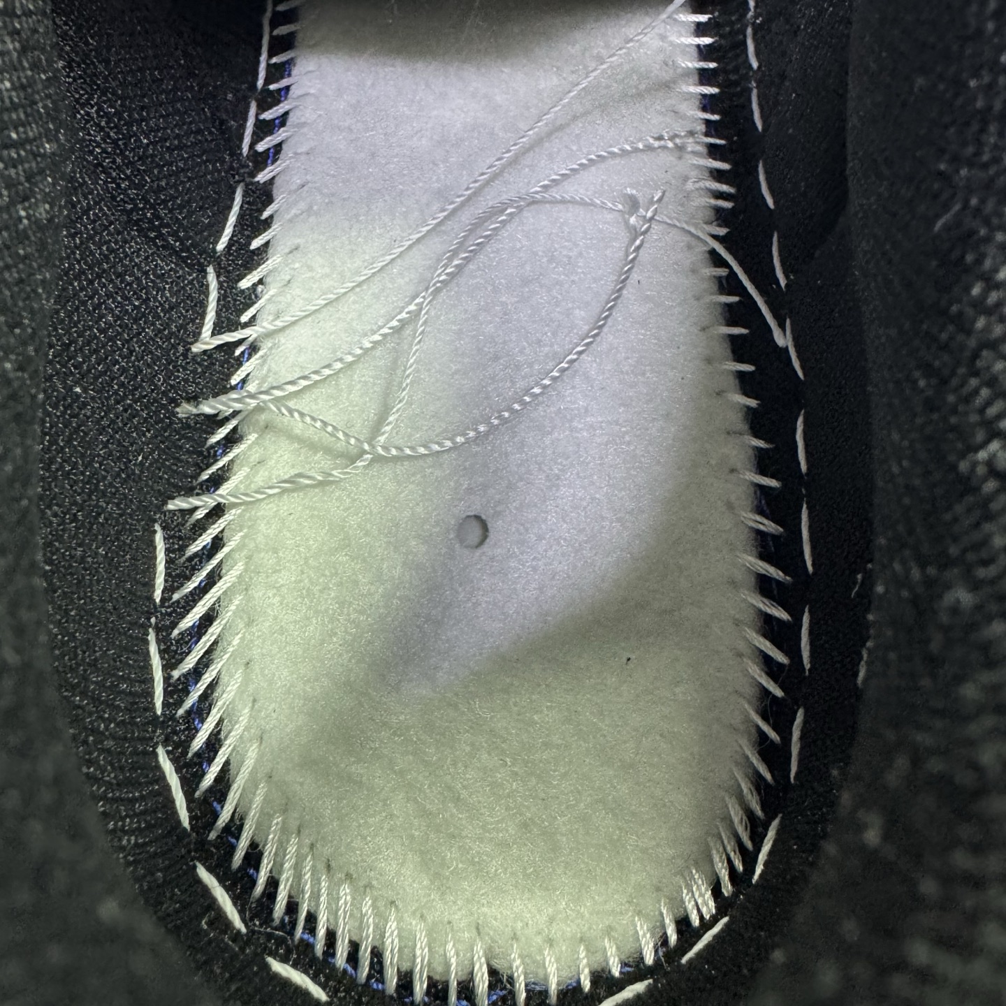 图片[19]-＃G版纯原福利 NK Dunk Low Retro 黑白熊猫 DD1391-100/DD1503-101 毫无疑问市场中端王者 口碑大厂出品 品控大底版型不断改良更新 全套原纸板楦头开发 确保原汁原味 完美呈现DUNK版型 一比一鞋头弧度高度鞋身弧度 此版本只针对中端市场 皮料材质有所更替 其他数据细节工艺流程均保持一致 绝不口嗨 细节品控鞋型随意对比 独家私模官方第六代原厂航空铝磨具打磨大底 鞋头坡度极致还原 无解鞋型 原盒原配 圈内天花板工艺 原厂玻璃冲刀 超高清洁度 全鞋零毛边皮料切割 原厂中底布点胶 中底布拉帮走线遵循公司 尺码：35.5 36 36.5 37.5 38 38.5 39 40 40.5 41 42 42.5 43 44 44.5 45 46 47.5-选品中心