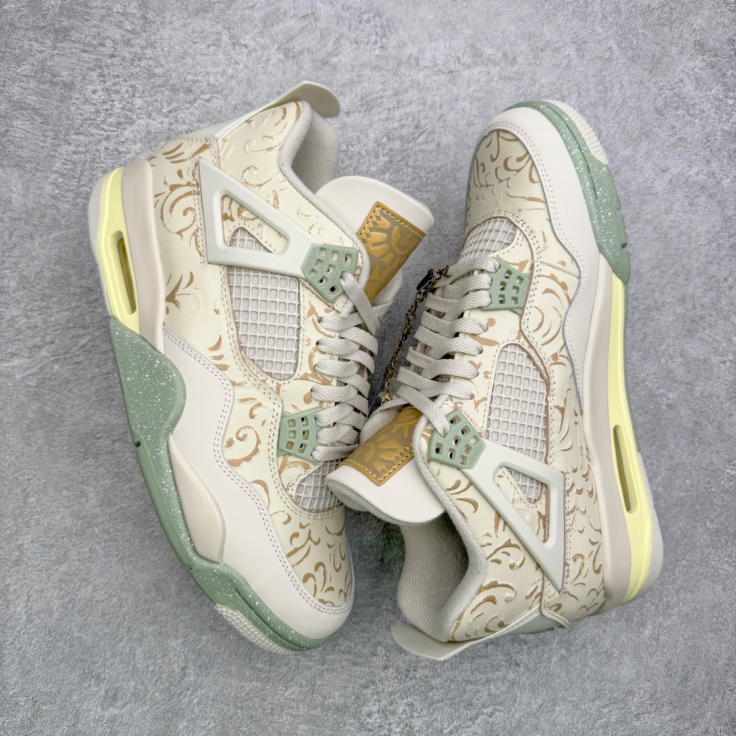 图片[3]-＃K版纯原 Air Jordan AJ4 Somos Eternos 墨西哥亡灵节主题 IM8116-047 全新升级改良 原鞋原楦原纸板同源开发 完美呈现乔4的版型 内侧正确双色网格 还原细节 原厂皮料 正确气垫颜色 正确网格工艺 正确拉帮工艺 全鞋原装材料制作 原档案原模具打造 支持全方位与正品对比 尺码：36 36.5 37.5 38 38.5 39 40 40.5 41 42 42.5 43 44 44.5 45 46 47.5-选品中心