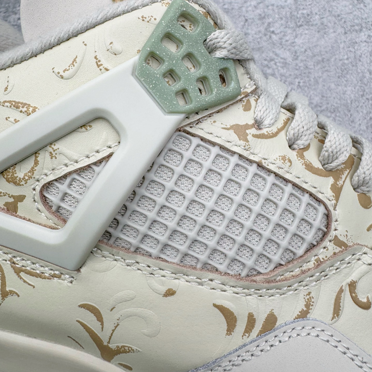 图片[18]-＃K版纯原 Air Jordan AJ4 Somos Eternos 墨西哥亡灵节主题 IM8116-047 全新升级改良 原鞋原楦原纸板同源开发 完美呈现乔4的版型 内侧正确双色网格 还原细节 原厂皮料 正确气垫颜色 正确网格工艺 正确拉帮工艺 全鞋原装材料制作 原档案原模具打造 支持全方位与正品对比 尺码：36 36.5 37.5 38 38.5 39 40 40.5 41 42 42.5 43 44 44.5 45 46 47.5-选品中心