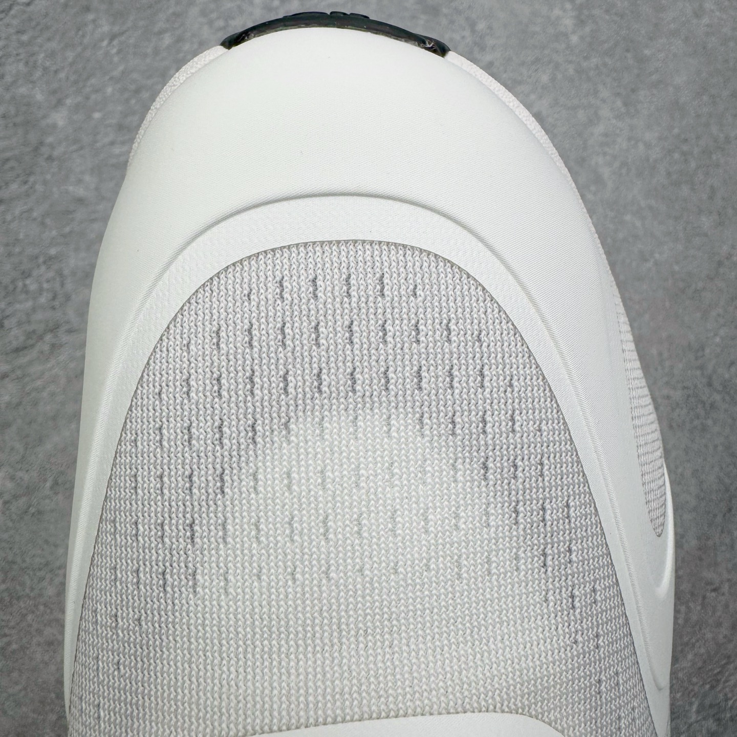 图片[14]-＃莞产 LOEWE罗意威 x ON昂跑 联名款 Cloudsolo系列 •原鞋一致橡胶底 原版高弹MD 加爆米花料 •正确后跟小蛮腰 •Logo立体有光泽度 •正确鞋头饱满立体 •鞋舌TPU立体高频 •正确鞋面网布多层厚实材料 •后跟织带高频立体 织带上浆加硬 •正确鞋带头滴胶柔软 •正确鞋垫前薄后厚有弹性（欧奈斯材料，非普通海玻璃） 尺码：36 36.5 37 37.5 38 38.5 39 40 40.5 41 42 42.5 43 44 44.5 45 46（真半码）-选品中心