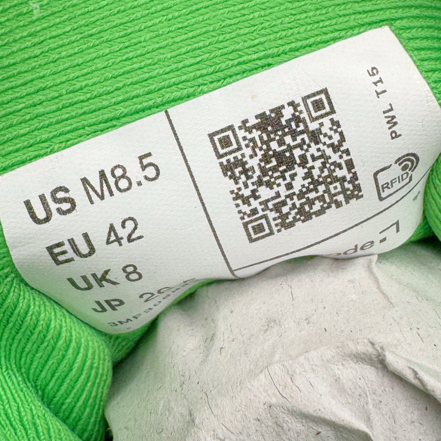 图片[11]-＃莞产 LOEWE罗意威 x ON昂跑 联名款 Cloudsolo系列 •原鞋一致橡胶底 原版高弹MD 加爆米花料 •正确后跟小蛮腰 •Logo立体有光泽度 •正确鞋头饱满立体 •鞋舌TPU立体高频 •正确鞋面网布多层厚实材料 •后跟织带高频立体 织带上浆加硬 •正确鞋带头滴胶柔软 •正确鞋垫前薄后厚有弹性（欧奈斯材料，非普通海玻璃） 尺码：36 36.5 37 37.5 38 38.5 39 40 40.5 41 42 42.5 43 44 44.5 45 46（真半码）-选品中心