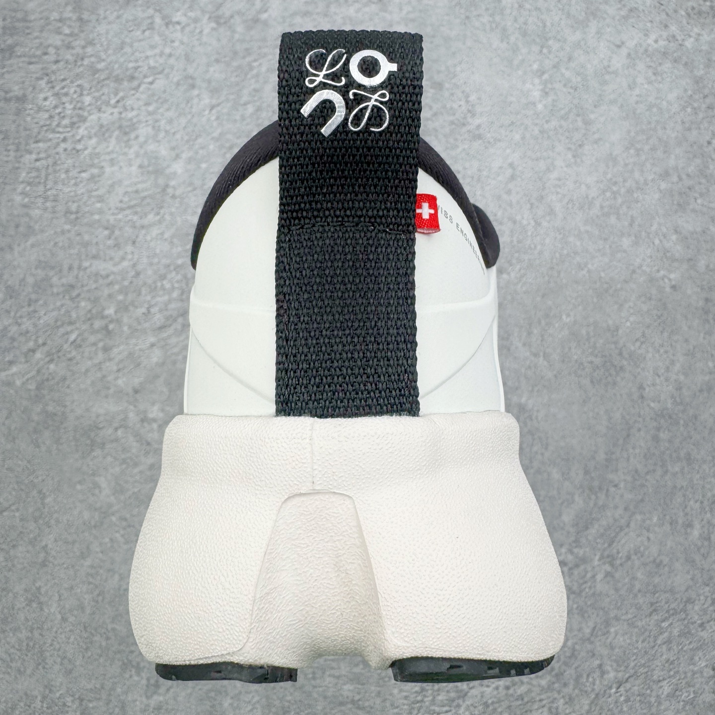 图片[8]-＃莞产 LOEWE罗意威 x ON昂跑 联名款 Cloudsolo系列 •原鞋一致橡胶底 原版高弹MD 加爆米花料 •正确后跟小蛮腰 •Logo立体有光泽度 •正确鞋头饱满立体 •鞋舌TPU立体高频 •正确鞋面网布多层厚实材料 •后跟织带高频立体 织带上浆加硬 •正确鞋带头滴胶柔软 •正确鞋垫前薄后厚有弹性（欧奈斯材料，非普通海玻璃） 尺码：36 36.5 37 37.5 38 38.5 39 40 40.5 41 42 42.5 43 44 44.5 45 46（真半码）-选品中心