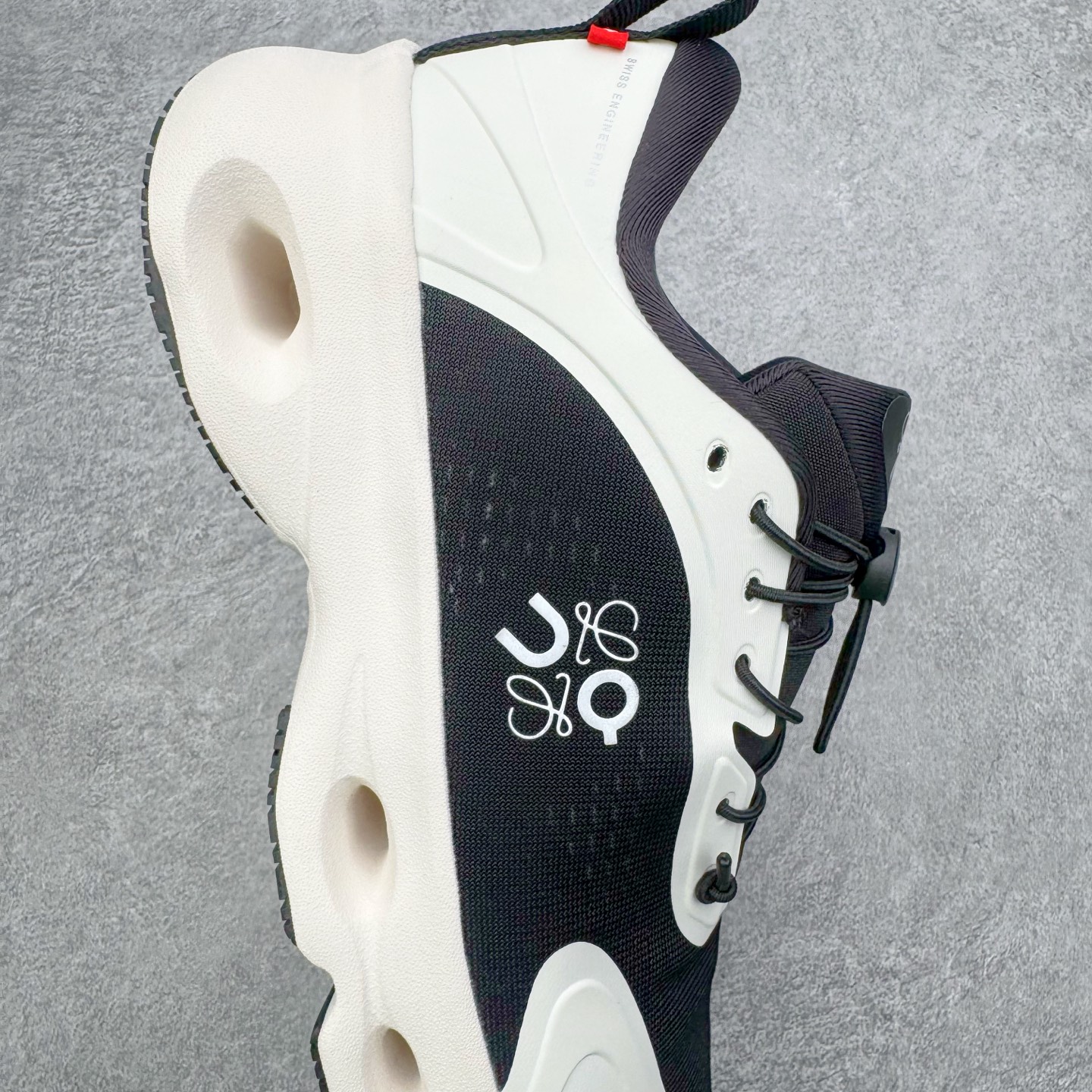 图片[6]-＃莞产 LOEWE罗意威 x ON昂跑 联名款 Cloudsolo系列 •原鞋一致橡胶底 原版高弹MD 加爆米花料 •正确后跟小蛮腰 •Logo立体有光泽度 •正确鞋头饱满立体 •鞋舌TPU立体高频 •正确鞋面网布多层厚实材料 •后跟织带高频立体 织带上浆加硬 •正确鞋带头滴胶柔软 •正确鞋垫前薄后厚有弹性（欧奈斯材料，非普通海玻璃） 尺码：36 36.5 37 37.5 38 38.5 39 40 40.5 41 42 42.5 43 44 44.5 45 46（真半码）-选品中心