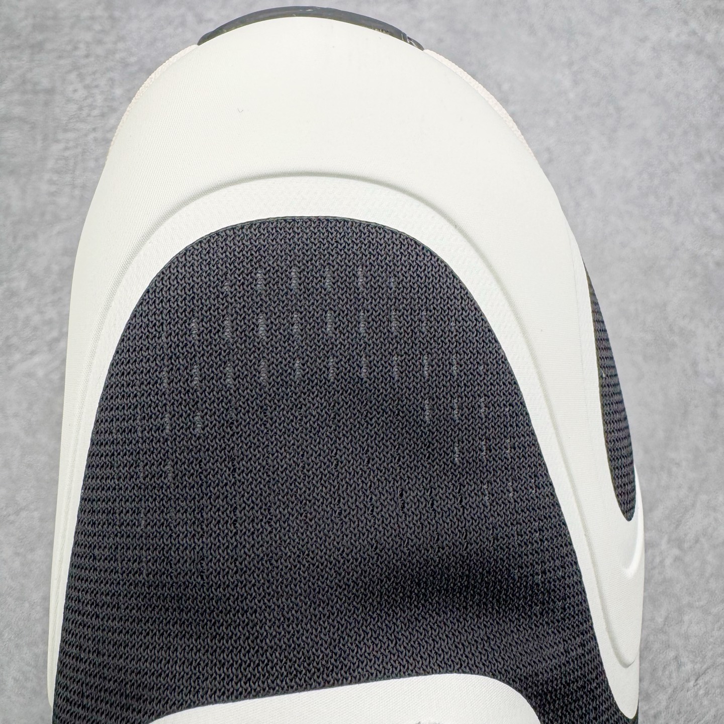 图片[16]-＃莞产 LOEWE罗意威 x ON昂跑 联名款 Cloudsolo系列 •原鞋一致橡胶底 原版高弹MD 加爆米花料 •正确后跟小蛮腰 •Logo立体有光泽度 •正确鞋头饱满立体 •鞋舌TPU立体高频 •正确鞋面网布多层厚实材料 •后跟织带高频立体 织带上浆加硬 •正确鞋带头滴胶柔软 •正确鞋垫前薄后厚有弹性（欧奈斯材料，非普通海玻璃） 尺码：36 36.5 37 37.5 38 38.5 39 40 40.5 41 42 42.5 43 44 44.5 45 46（真半码）-选品中心