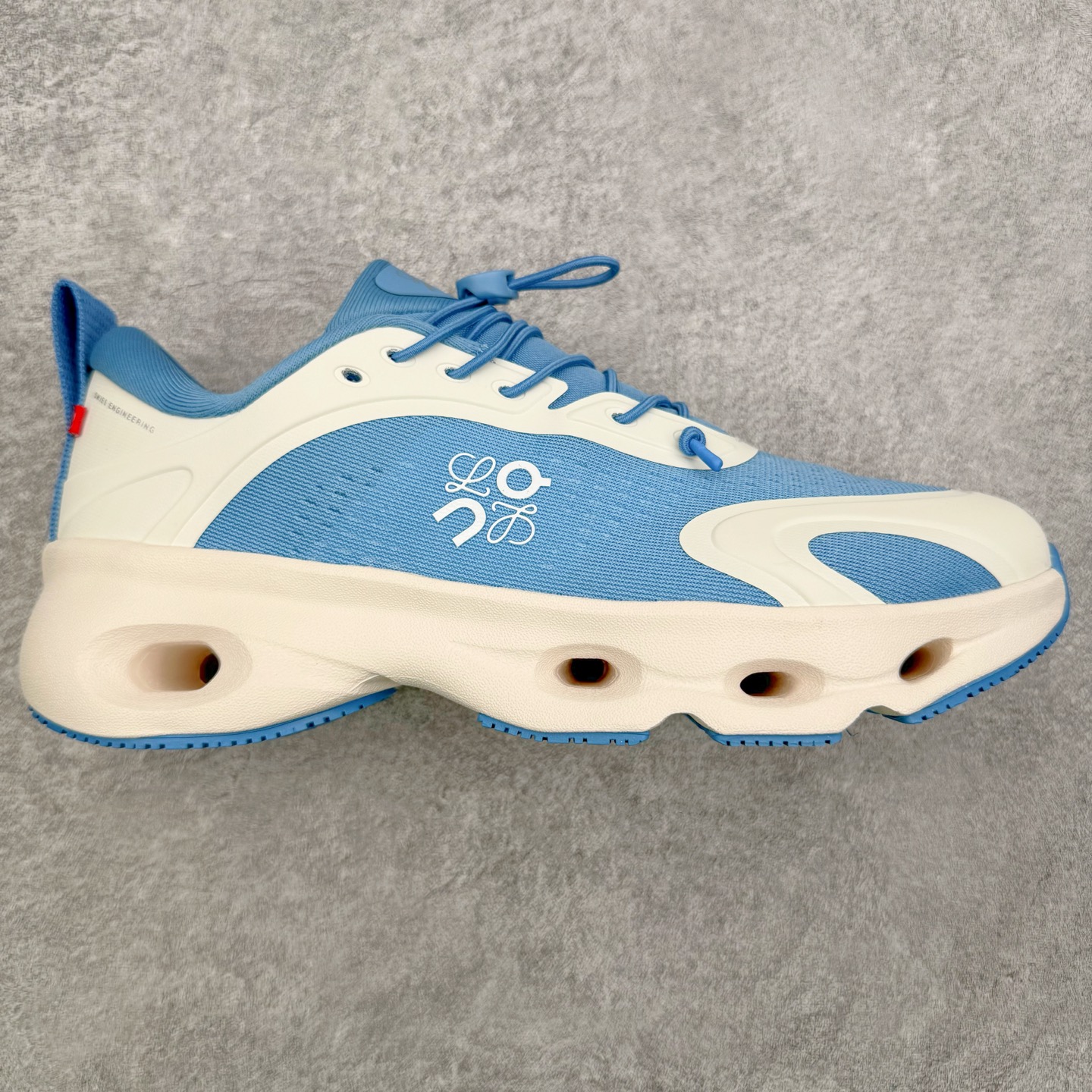 图片[3]-＃莞产 LOEWE罗意威 x ON昂跑 联名款 Cloudsolo系列 •原鞋一致橡胶底 原版高弹MD 加爆米花料 •正确后跟小蛮腰 •Logo立体有光泽度 •正确鞋头饱满立体 •鞋舌TPU立体高频 •正确鞋面网布多层厚实材料 •后跟织带高频立体 织带上浆加硬 •正确鞋带头滴胶柔软 •正确鞋垫前薄后厚有弹性（欧奈斯材料，非普通海玻璃） 尺码：36 36.5 37 37.5 38 38.5 39 40 40.5 41 42 42.5 43 44 44.5 45 46（真半码）-选品中心