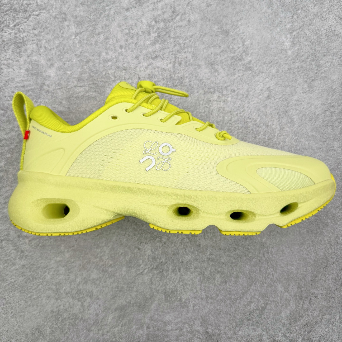 图片[4]-＃莞产 LOEWE罗意威 x ON昂跑 联名款 Cloudsolo系列 •原鞋一致橡胶底 原版高弹MD 加爆米花料 •正确后跟小蛮腰 •Logo立体有光泽度 •正确鞋头饱满立体 •鞋舌TPU立体高频 •正确鞋面网布多层厚实材料 •后跟织带高频立体 织带上浆加硬 •正确鞋带头滴胶柔软 •正确鞋垫前薄后厚有弹性（欧奈斯材料，非普通海玻璃） 尺码：36 36.5 37 37.5 38 38.5 39 40 40.5 41 42 42.5 43 44 44.5 45 46（真半码）-选品中心