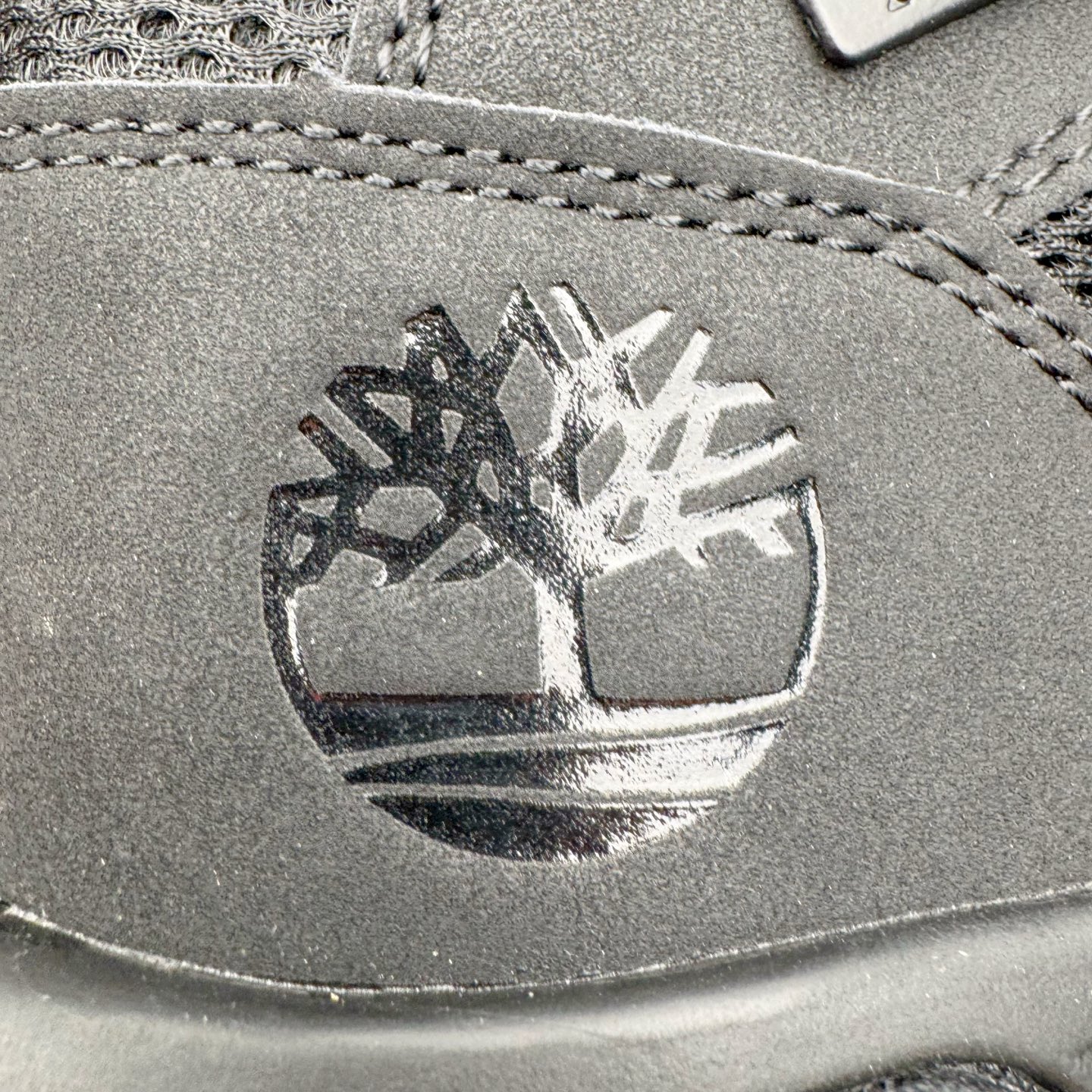 图片[13]-Timberland Greenstride Motion 6 添柏岚防滑耐磨低帮户外功能鞋 简约大方的造型设计，给人以随性休闲的时尚格调，穿着舒适轻便，运动灵活自如，满足日常个性穿搭。Timberland户外品牌最早成立于1918年的美国波士顿，它的成功故事就从第一双防水皮靴Yellow Boots开始。这双具备完全防水机能的靴子瞬间广受好评，他那独创又不失古典的款式，以及大胆使用黄色的崭新风格，吸引了广大消费者的目光。现今仍不改其原有风貌的这双黄靴，就是火遍全球的“大黄靴”。Timberland的高端工艺、实穿耐用等特点让他拥有绝对鞋界地位。尺码：40 41 41.5 42 43 43.5 44 44.5 45 45.5 46-选品中心