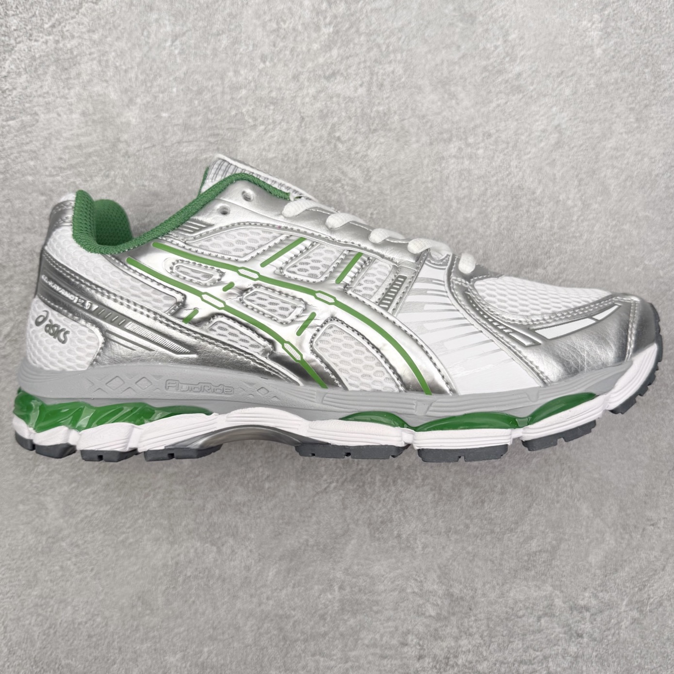Asics Gel Kayano 12.1 亚瑟士卡亚诺12.1代系列低帮轻量缓震休闲运动跑步鞋 采用环保太空合成革配合透气网眼布鞋面材质 中底3D可视GEL缓震胶效果 升级EVA全新缓震中底部位科技组合耐磨橡胶外底片 尺码：36 37 37.5 38 39 39.5 40.5 41.5 42 42.5 43.5 44 44.5 45-选品中心