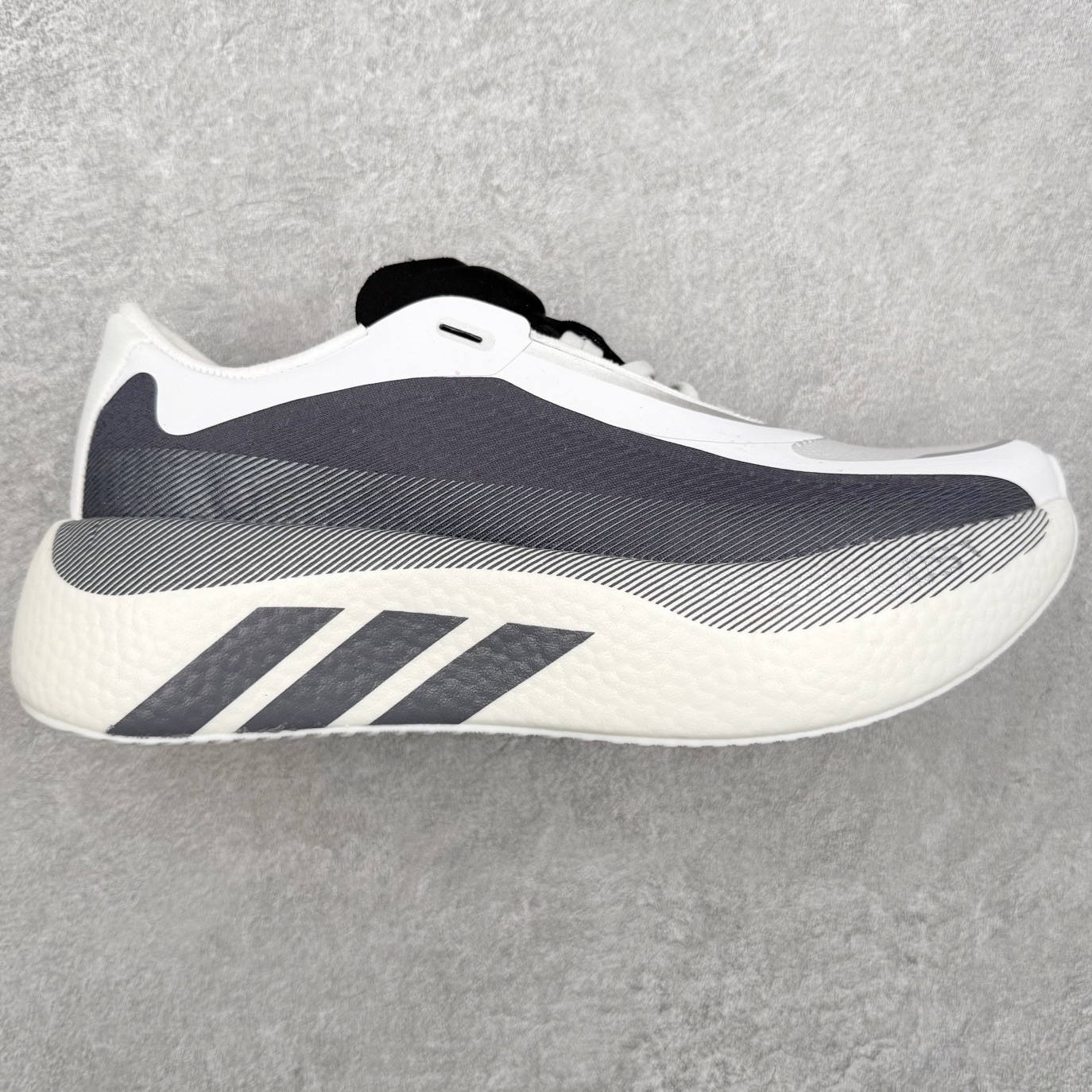 AD HYPERBOOST EDGE M 舒适运动跑鞋 KJ0751 实拍调校N版已经零色差零失真 百分百还原实物色彩所见即所得 不存在货不对板色差等低级问题 选购参考实物拍摄 不混卖不参货 只用心做好货严格选品 承诺混一赔十 尺码:36 36.5 37.5 38 38.5 39 40 40.5 41 42 42.5 43 44 44.5 45-选品中心