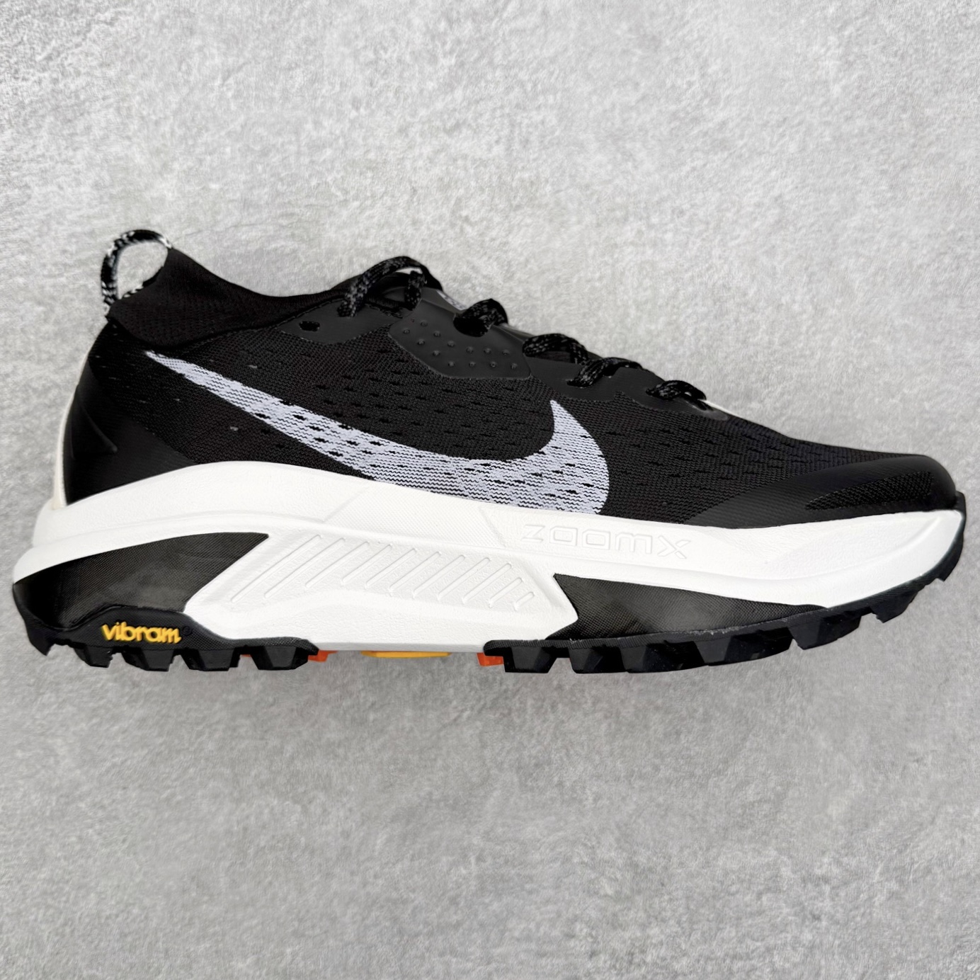 图片[6]-NK ACG ZEGAMA TRAIL 6 网面透气跑步鞋 兼顾迅疾外观和稳固脚感 后跟覆面和中足动态支撑巧妙融合 缔造稳定顺畅的迈步体验 采用密度更高的材料而且去除了前一代中操作的支撑 撑条设计 尺码：39 40 40.5 41 42 42.5 43 44 45-选品中心