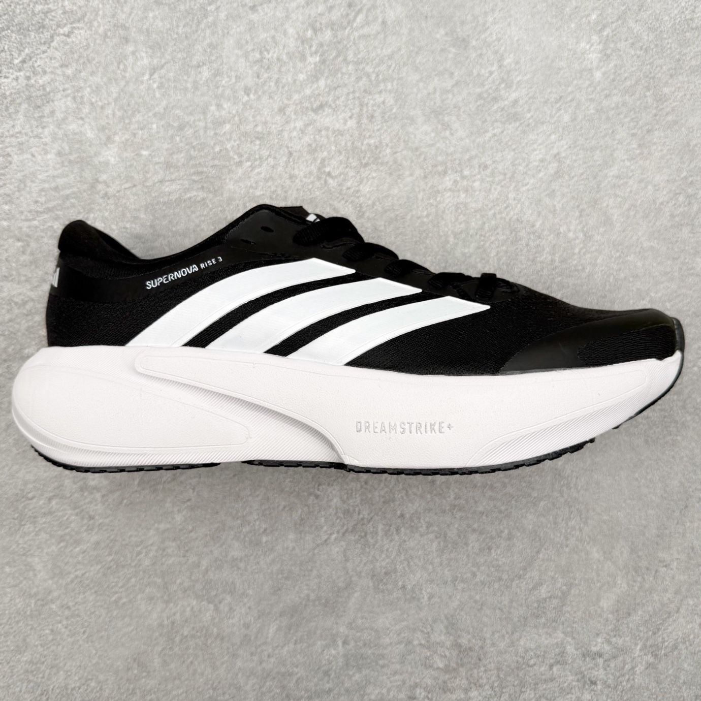 AD Supernova Solution 3 M 防滑耐磨随心畅跑舒适跑步运动鞋 尺码：36 36.5 37.5 38 38.5 39 40 40.5 41 42 42.5 43 44 45-选品中心