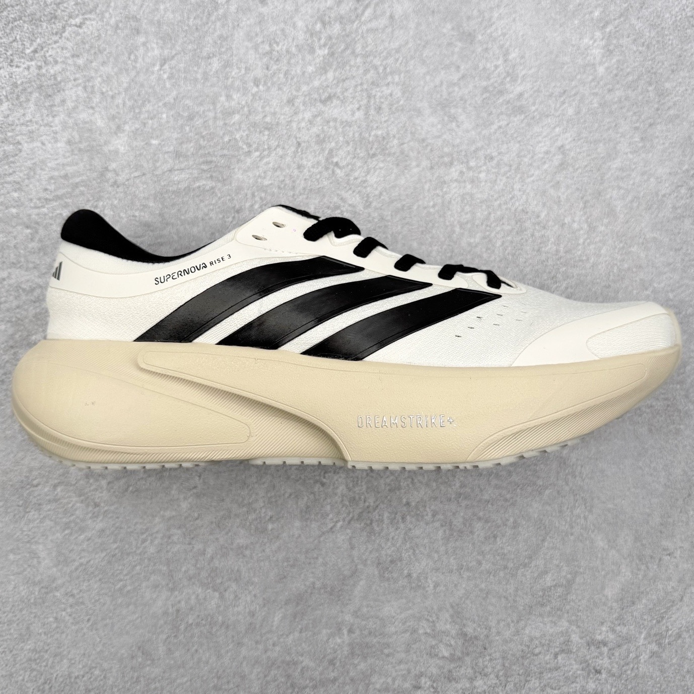 AD Supernova Solution 3 M 防滑耐磨随心畅跑舒适跑步运动鞋 尺码：36 36.5 37.5 38 38.5 39 40 40.5 41 42 42.5 43 44 45-选品中心