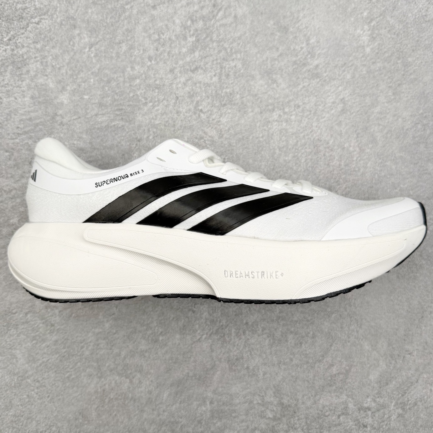 AD Supernova Solution 3 M 防滑耐磨随心畅跑舒适跑步运动鞋 尺码：36 36.5 37.5 38 38.5 39 40 40.5 41 42 42.5 43 44 45-选品中心