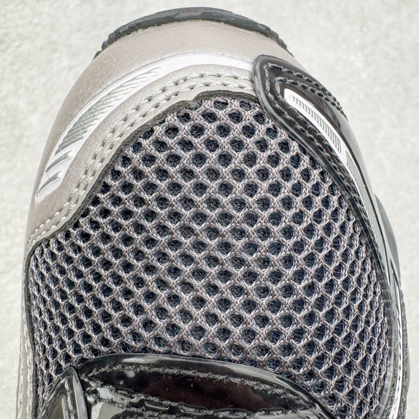 图片[20]-＃ZC总裁 Asics Gel Kayano 12.1 亚瑟士卡亚诺12.1代系列低帮轻量缓震休闲运动跑步鞋 采用环保太空合成革配合透气网眼布鞋面材质 中底3D可视GEL缓震胶效果 升级EVA全新缓震中底部位科技组合耐磨橡胶外底片 尺码：36 37 37.5 38 39 39.5 40.5 41.5 42 42.5 43.5 44 44.5 45 46-选品中心